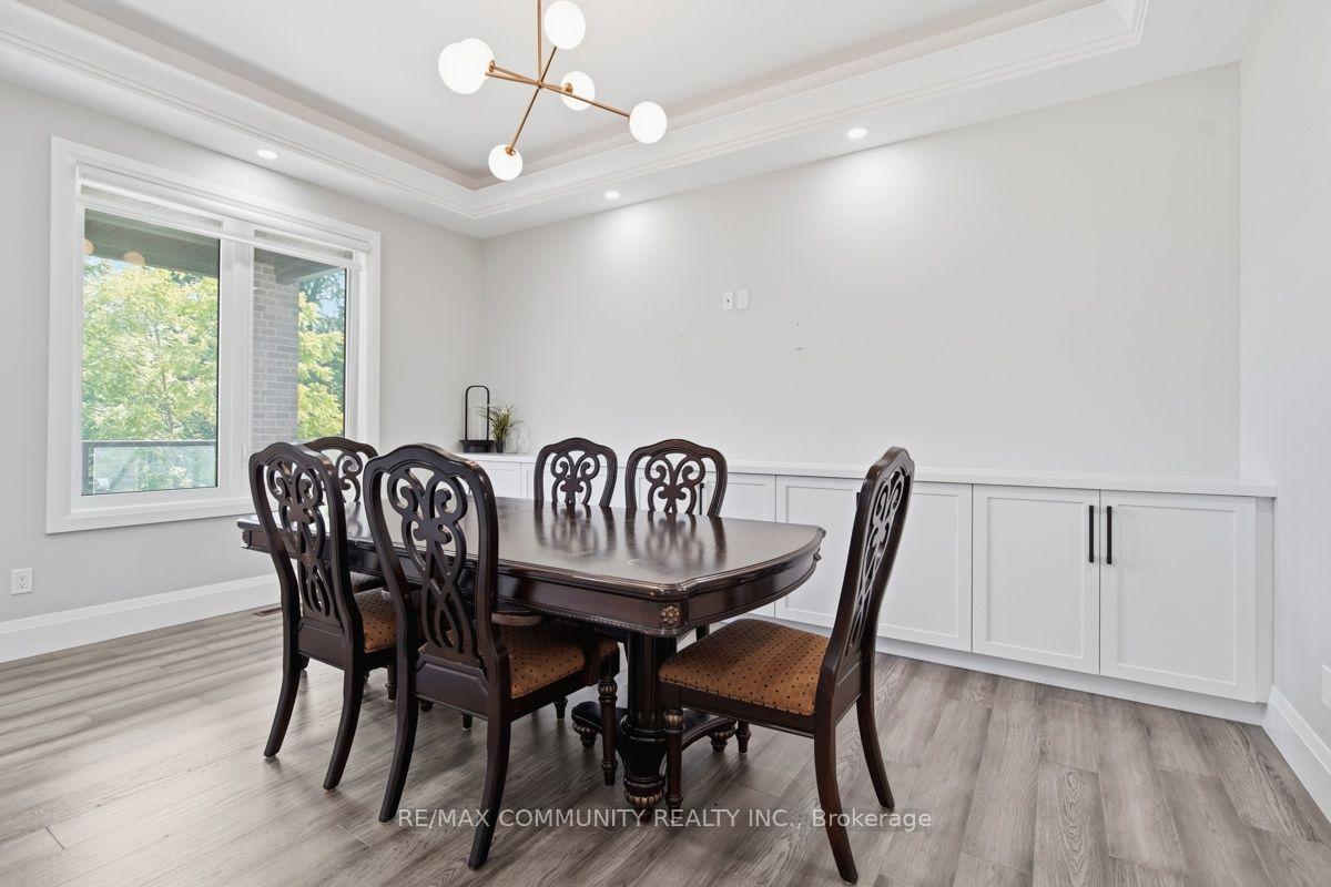 Photo 10 of 451 Warner Terrace, London, North R — HOMEH
