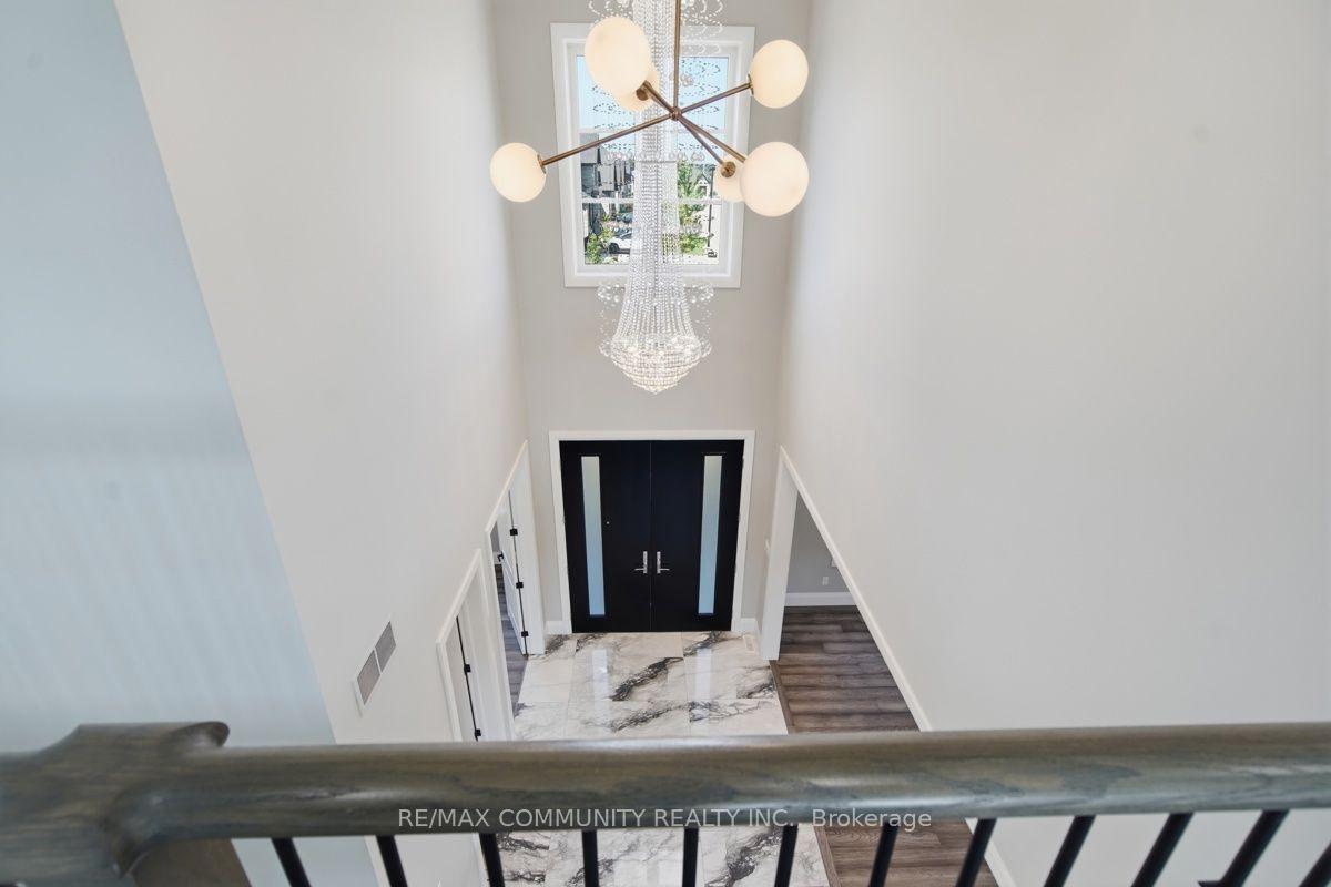 Photo 25 of 451 Warner Terrace, London, North R — HOMEH