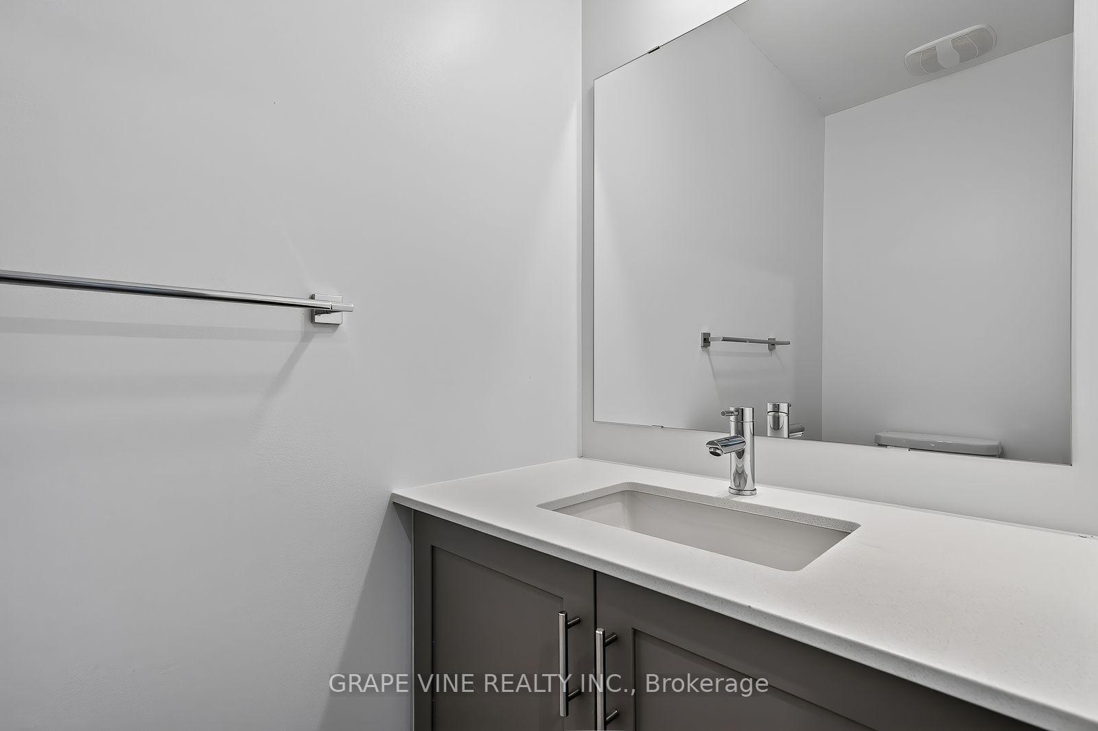 Photo 6 of 582 Arbia Ridge, Ottawa, Kanata - Emerald Meadows/Trailwest — HOMEH