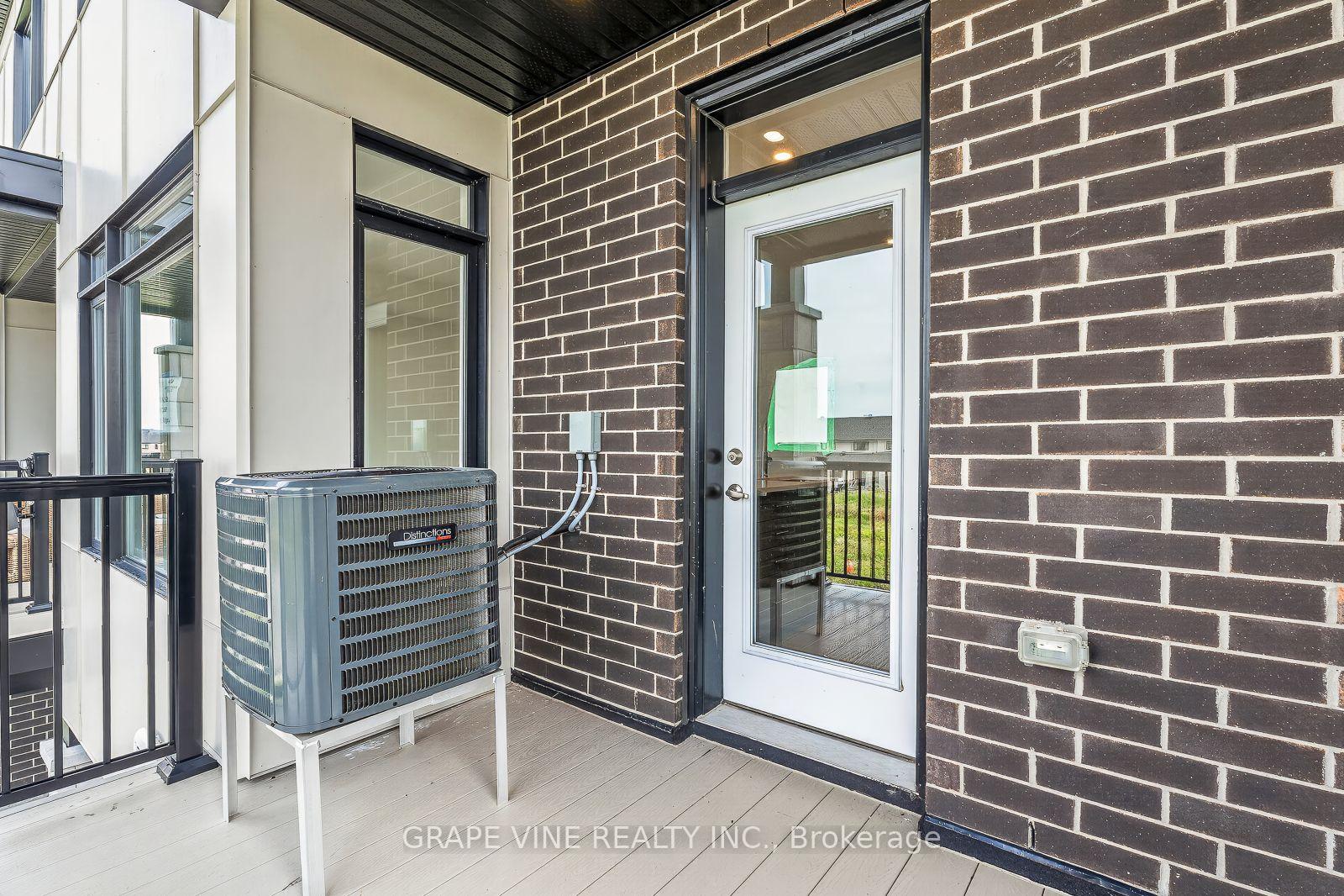 Photo 20 of 582 Arbia Ridge, Ottawa, Kanata - Emerald Meadows/Trailwest — HOMEH
