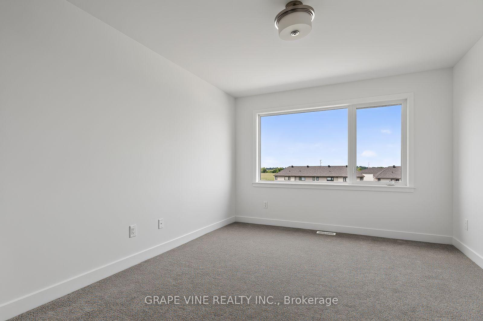 Photo 25 of 582 Arbia Ridge, Ottawa, Kanata - Emerald Meadows/Trailwest — HOMEH