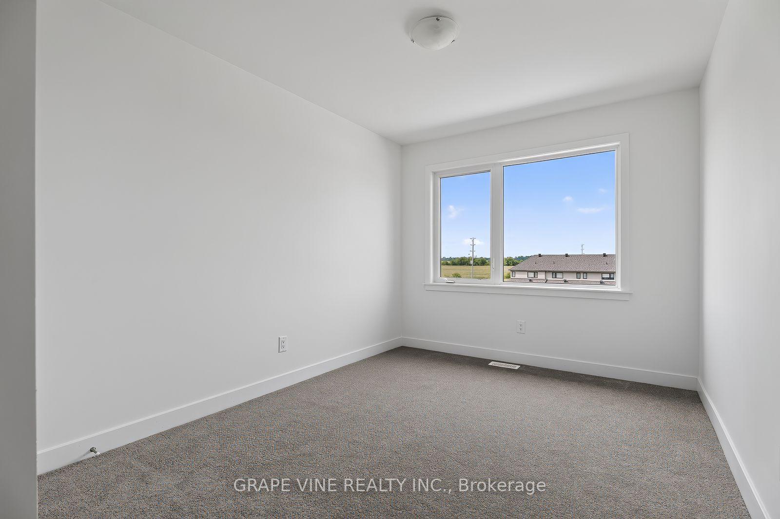 Photo 27 of 582 Arbia Ridge, Ottawa, Kanata - Emerald Meadows/Trailwest — HOMEH