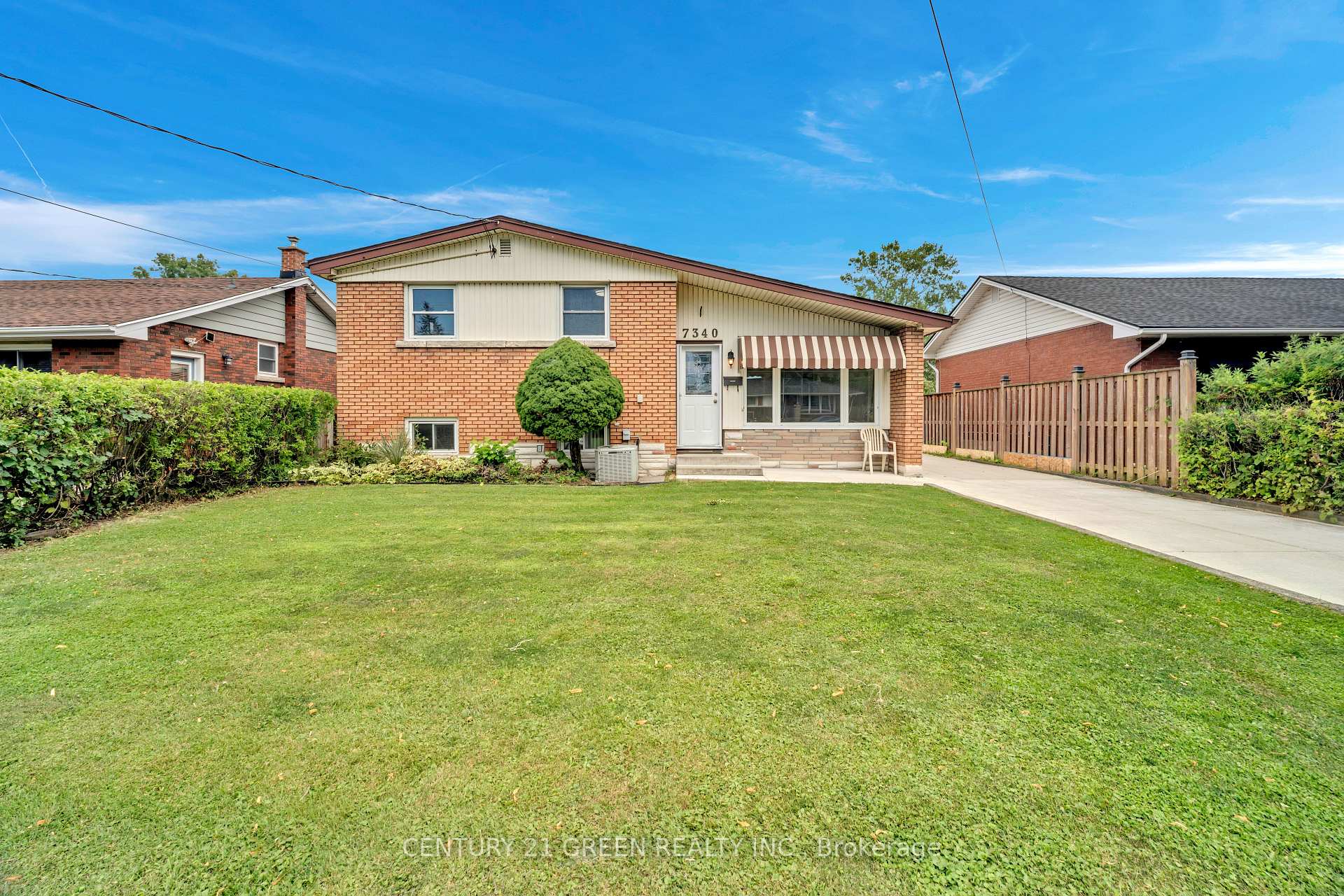 Photo 1 of 7340 Wilson Crescent, Niagara Falls, Oldfield — HOMEH