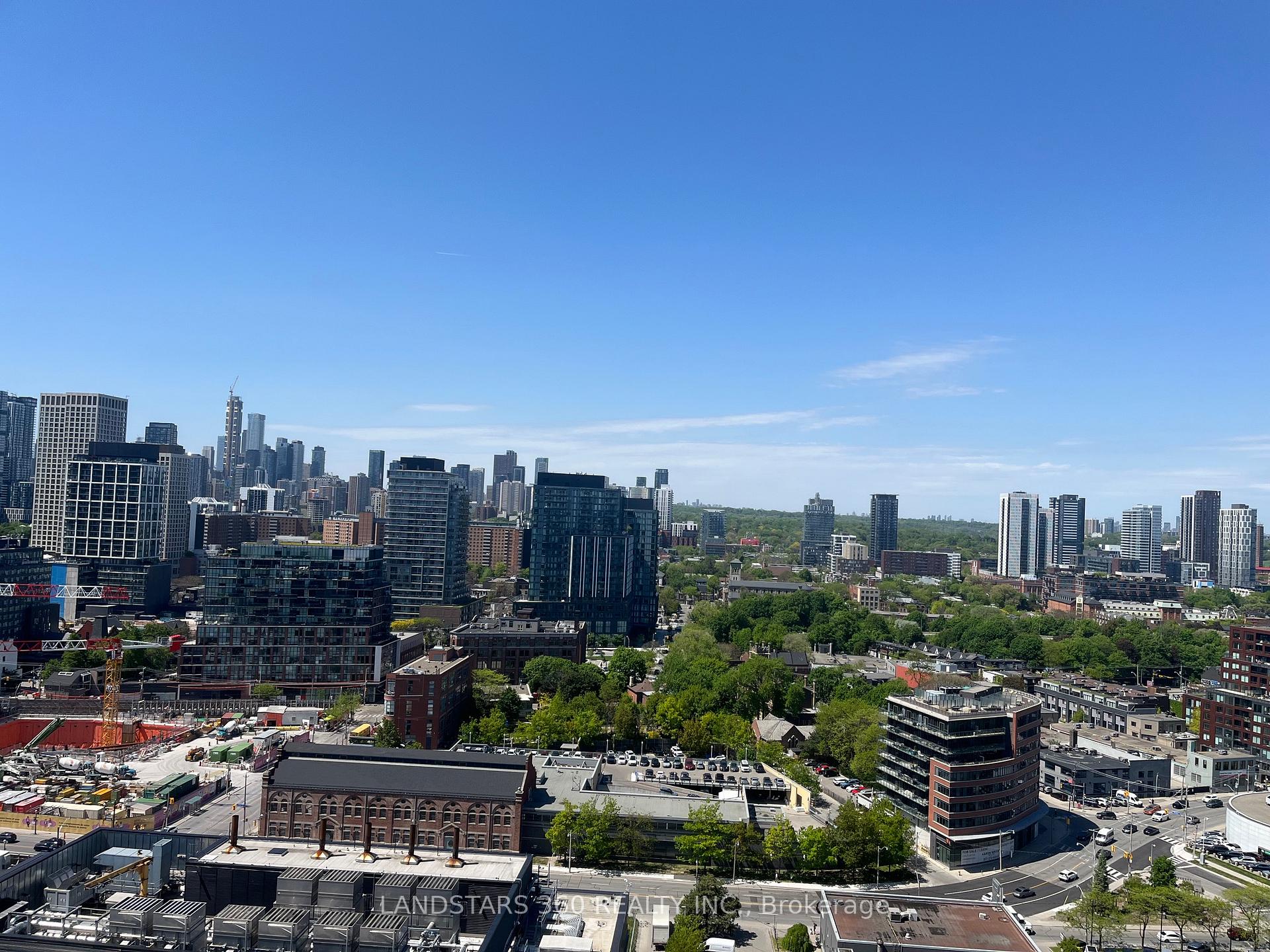 Photo 8 of Unit 2201, 33 Mill Street, Toronto, Waterfront Communities — HOMEH