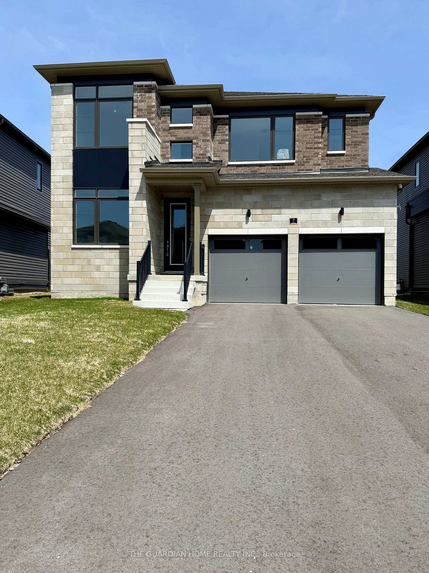 Front of 7 Tran Street