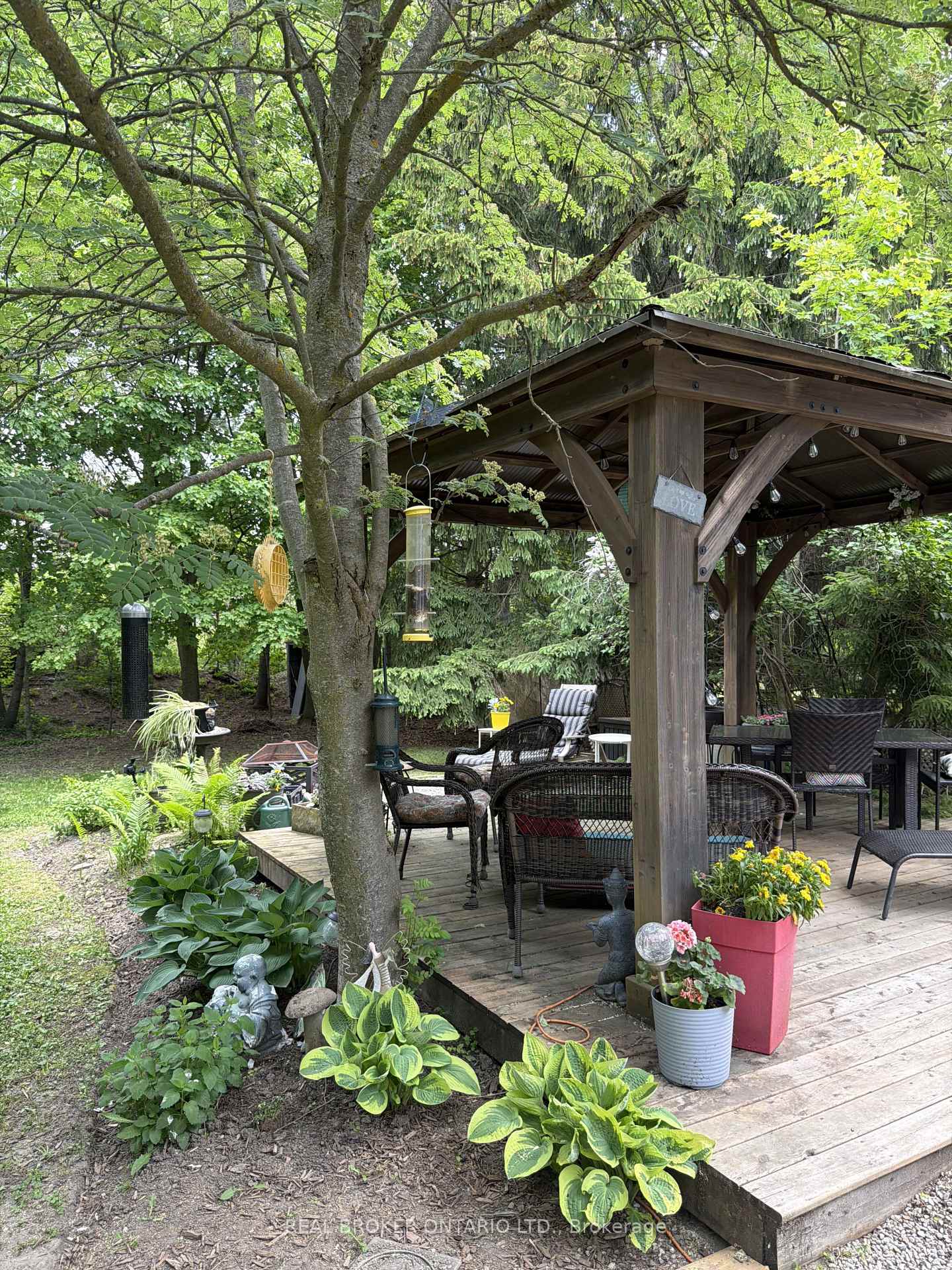 Photo 18 of 215 Mary Anne Drive, Barrie, Painswick North — HOMEH
