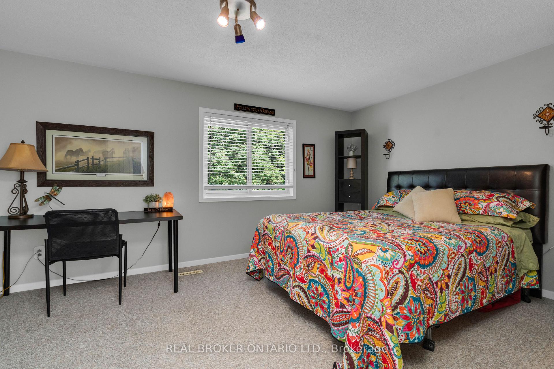 Photo 35 of 215 Mary Anne Drive, Barrie, Painswick North — HOMEH
