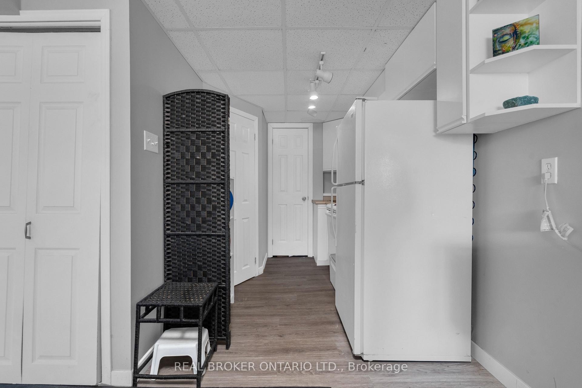 Photo 45 of 215 Mary Anne Drive, Barrie, Painswick North — HOMEH