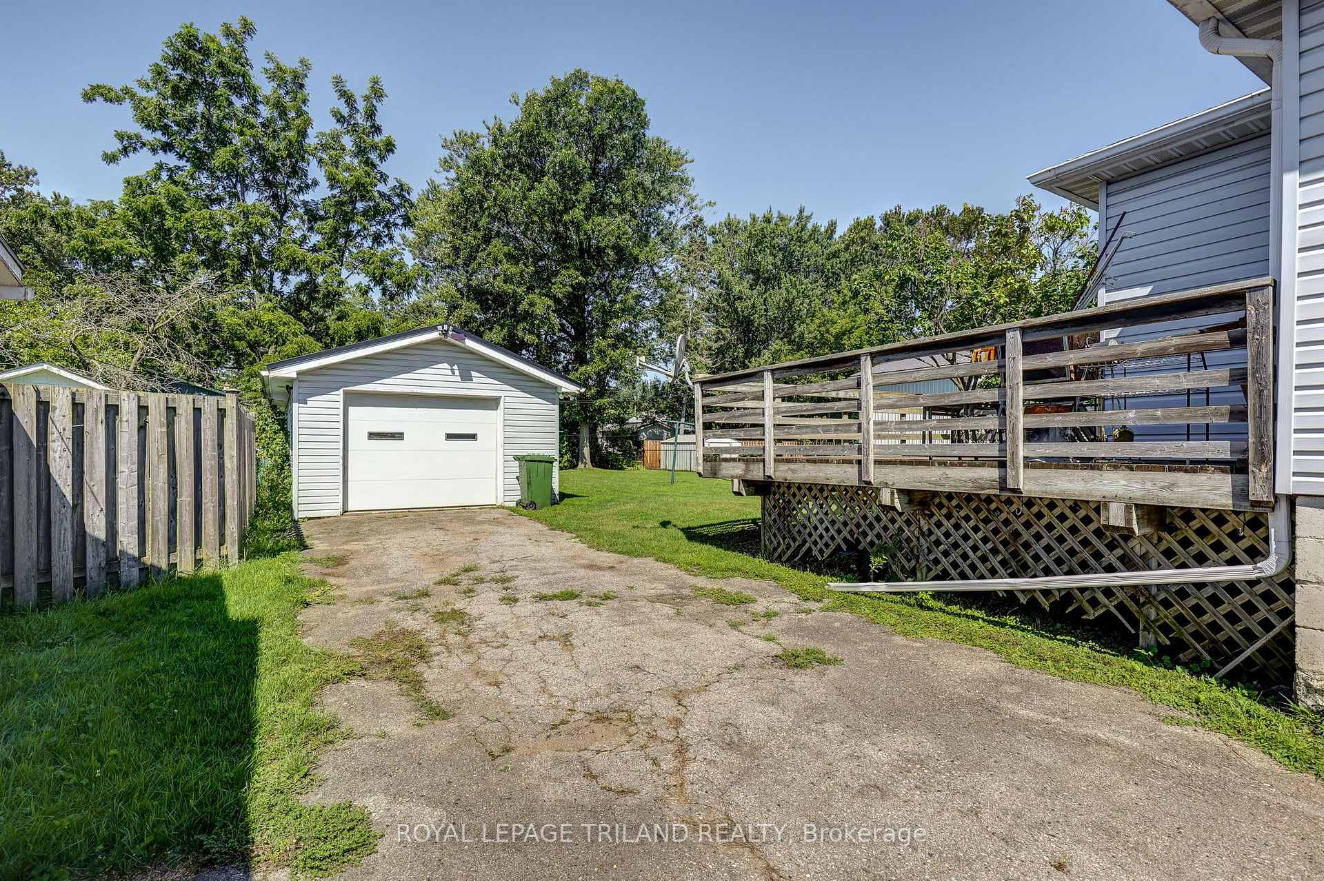 Photo 7 of 178 Balaclava Street, St. Thomas — HOMEH