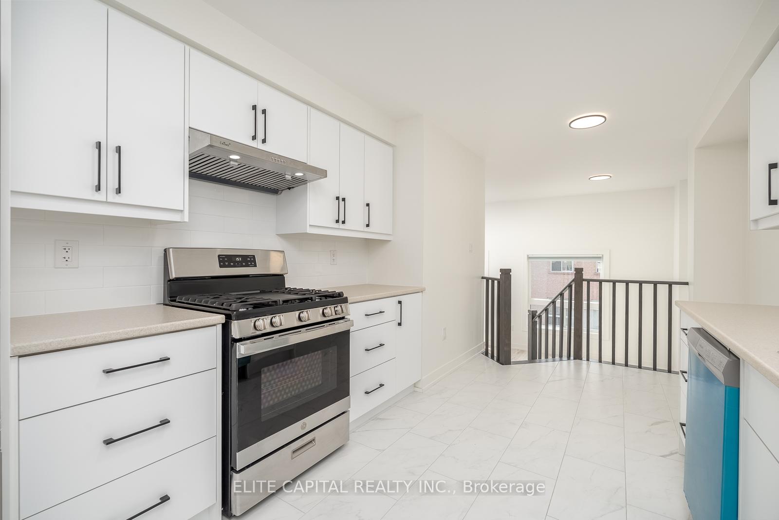 Photo 13 of Unit 12, 1995 Pine Grove Avenue, Pickering, Highbush — HOMEH