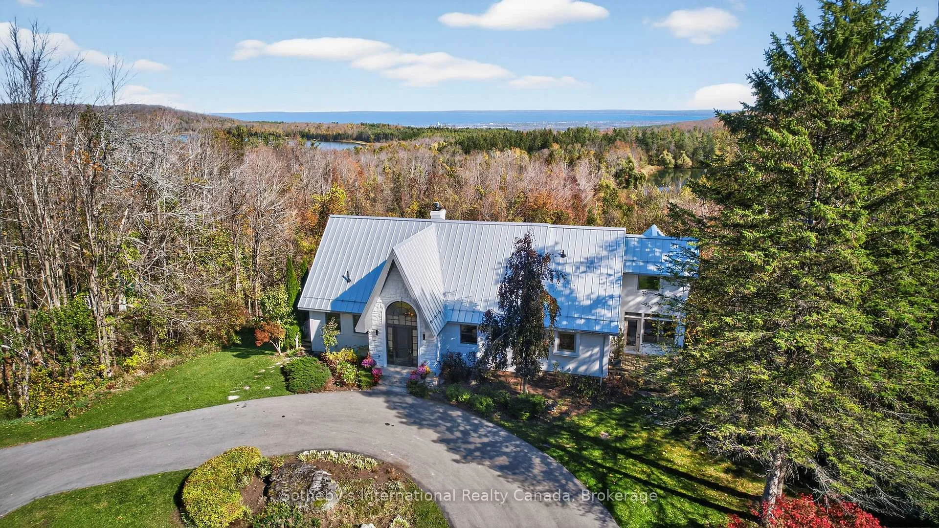 Photo 4 of 589374 19 Grey Road, Blue Mountains — HOMEH