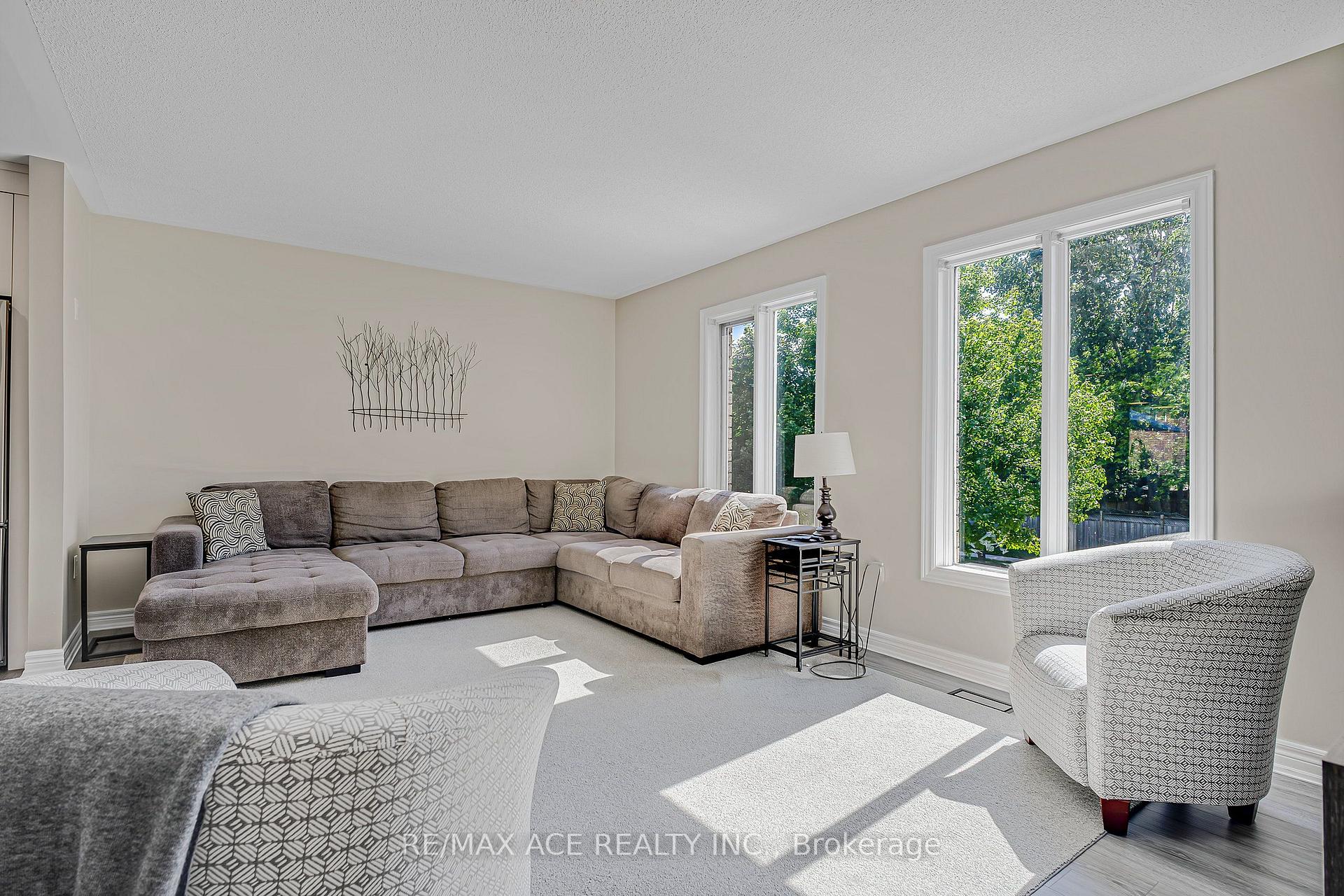 Photo 12 of 1 Margaret Place, Georgina, Keswick North — HOMEH