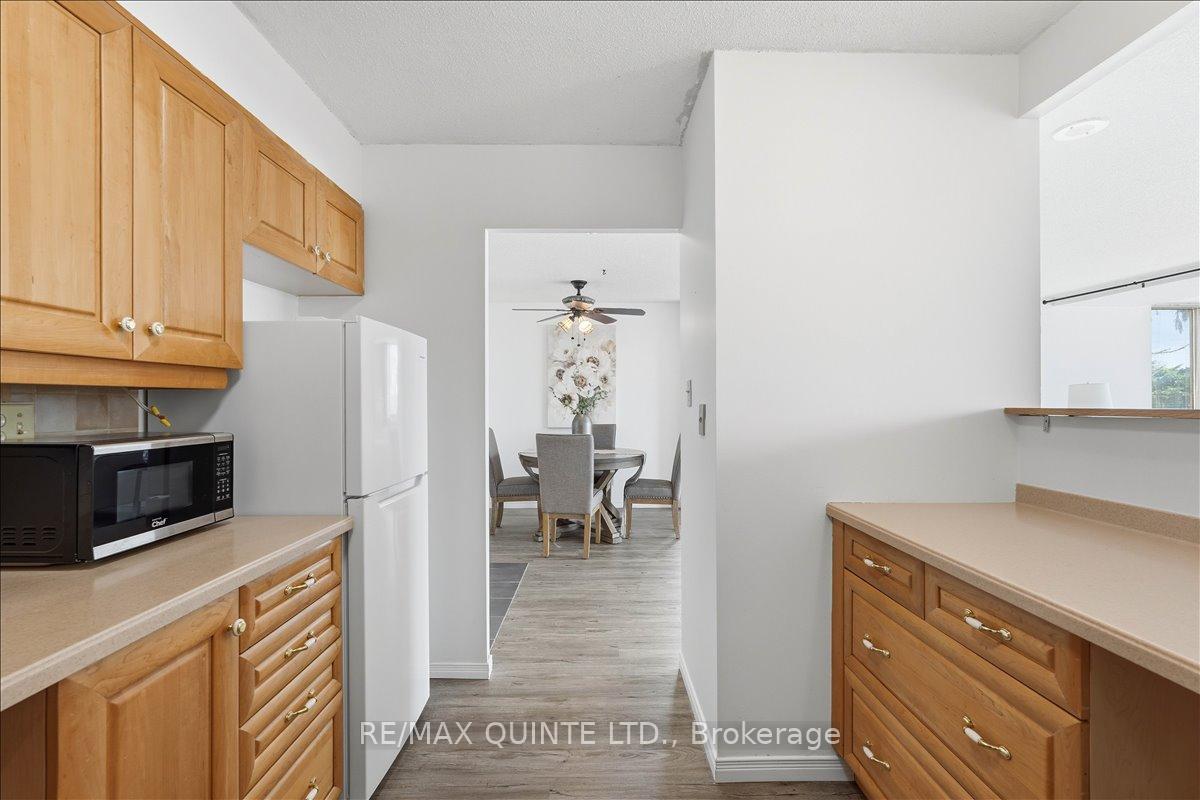 Photo 14 of Unit 201, 344 Front Street, Belleville, Belleville Ward — HOMEH