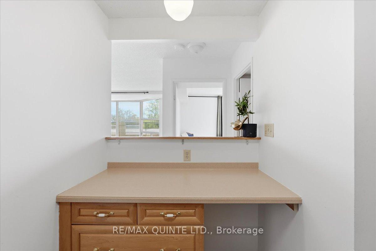 Photo 15 of Unit 201, 344 Front Street, Belleville, Belleville Ward — HOMEH