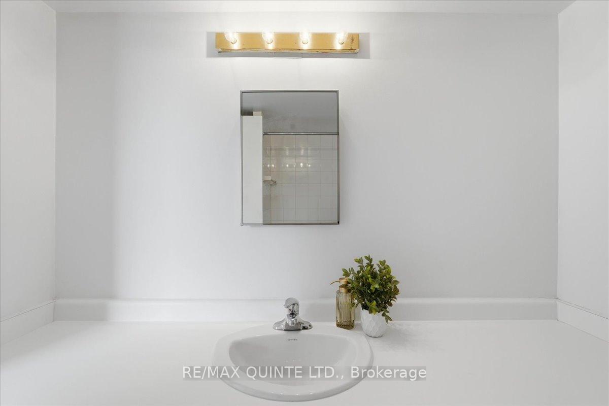 Photo 20 of Unit 201, 344 Front Street, Belleville, Belleville Ward — HOMEH