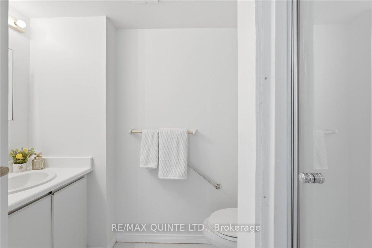 Photo 24 of Unit 201, 344 Front Street, Belleville, Belleville Ward — HOMEH