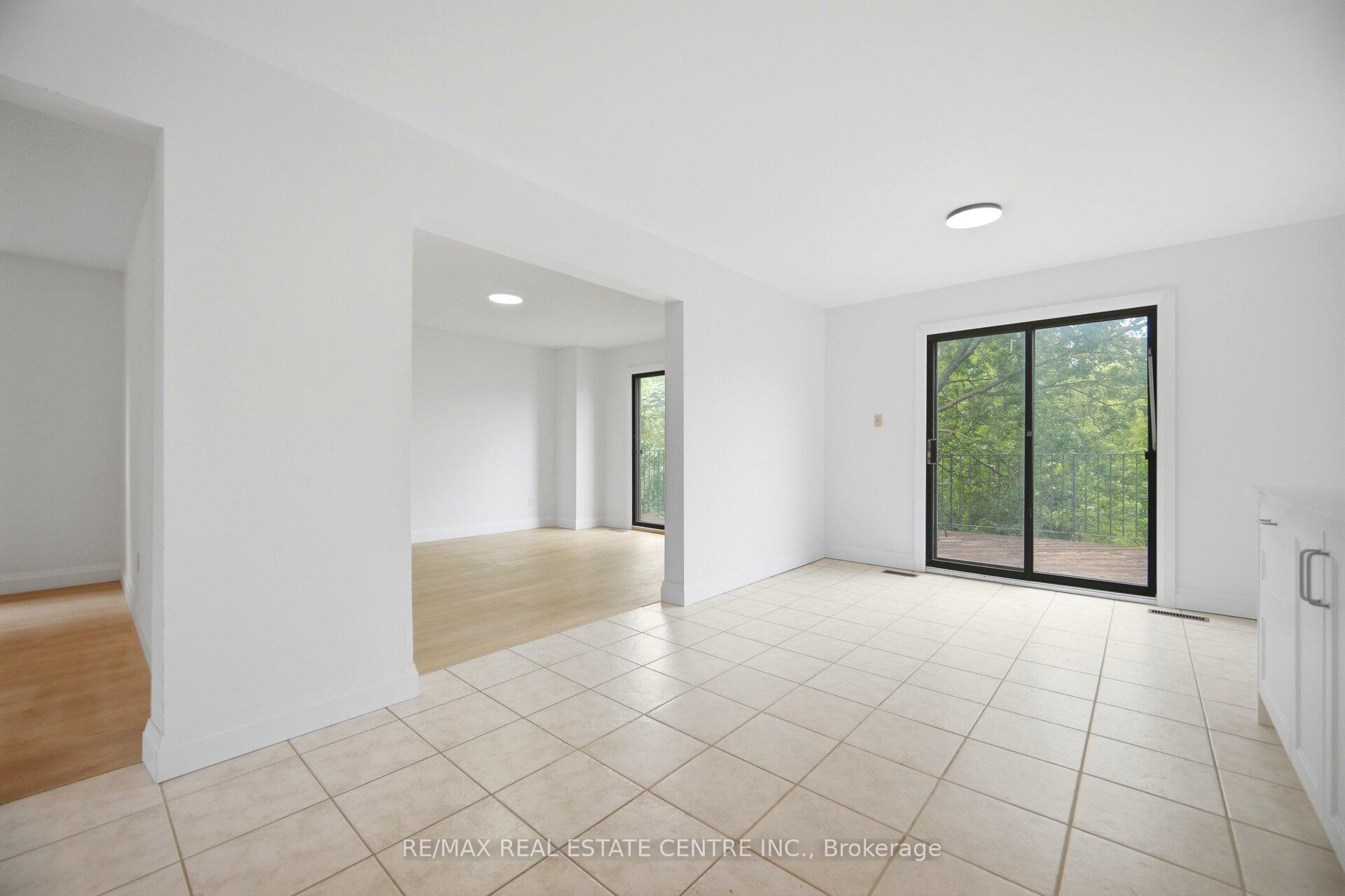 Photo 20 of 4676 Owl Circle, Mississauga, Hurontario — HOMEH