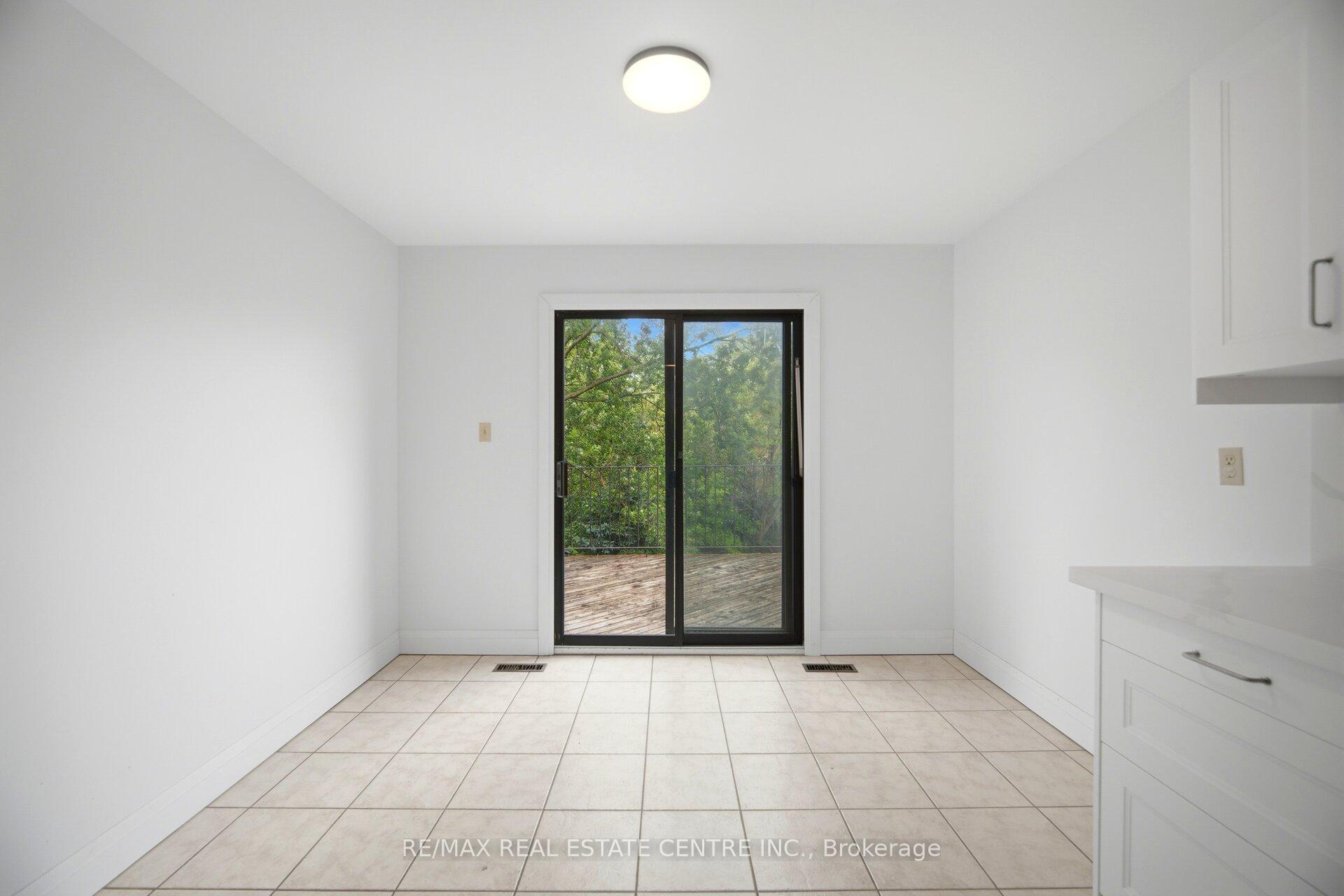 Photo 21 of 4676 Owl Circle, Mississauga, Hurontario — HOMEH