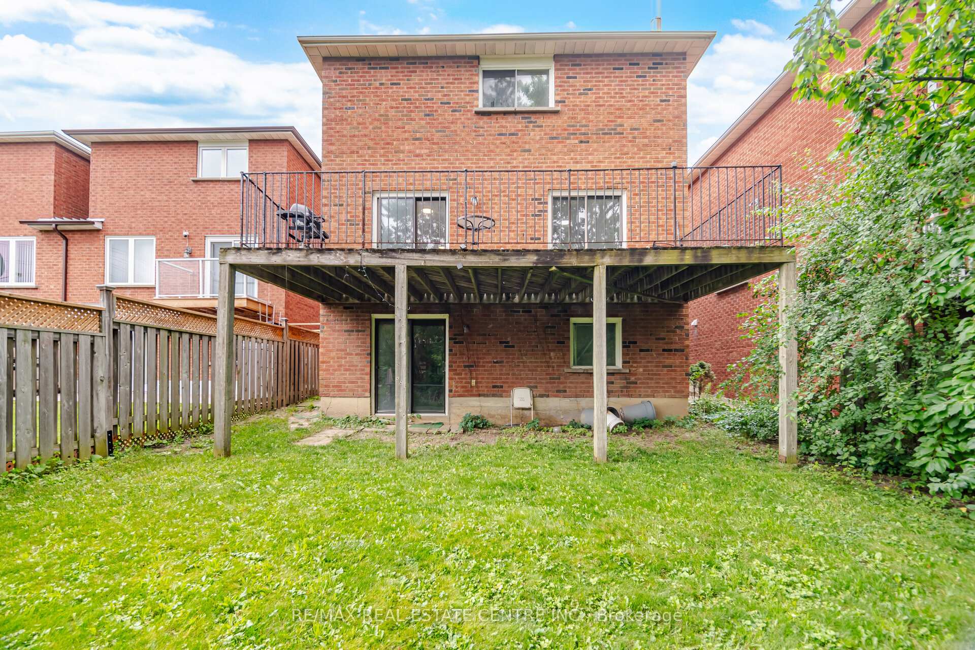 Photo 50 of 4676 Owl Circle, Mississauga, Hurontario — HOMEH