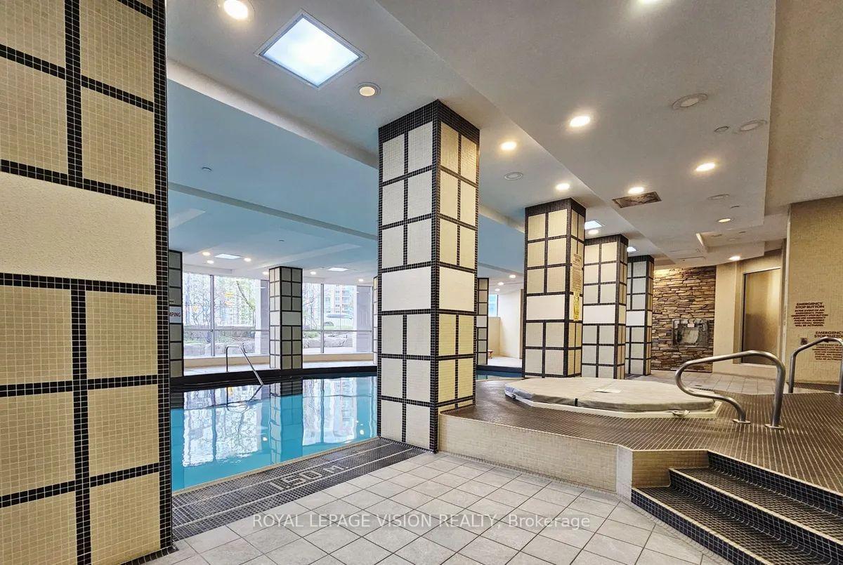 Photo 3 of Unit 1528, 33 Cox Boulevard, Markham, Unionville — HOMEH