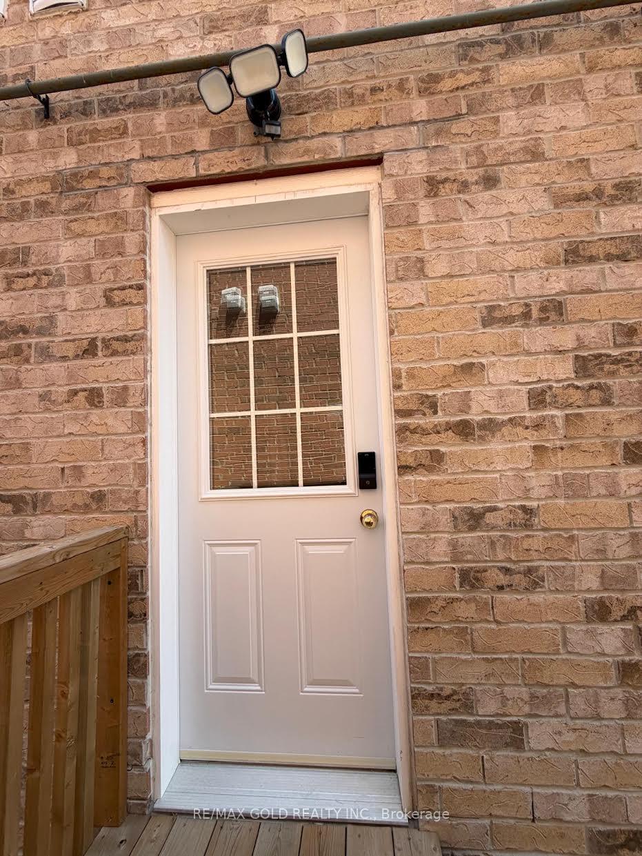 Photo 5 of Unit BSMT, 20 Hiking Court, Brampton, Bram West — HOMEH