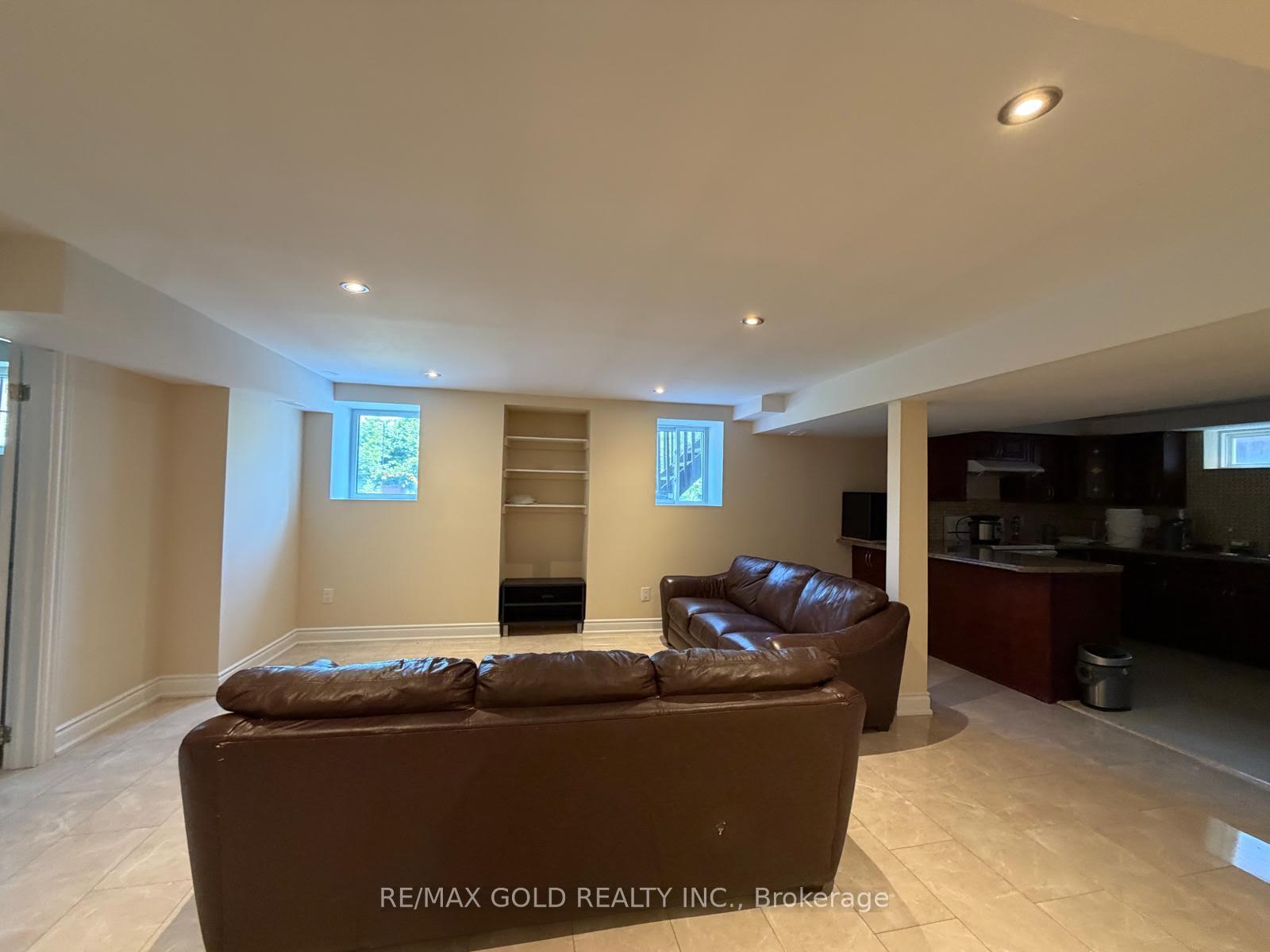 Photo 9 of Unit BSMT, 20 Hiking Court, Brampton, Bram West — HOMEH