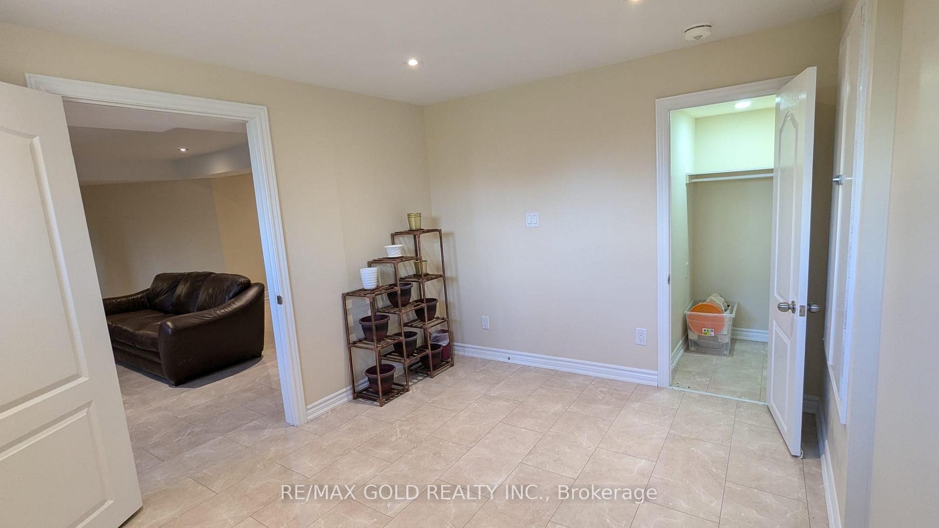 Photo 12 of Unit BSMT, 20 Hiking Court, Brampton, Bram West — HOMEH