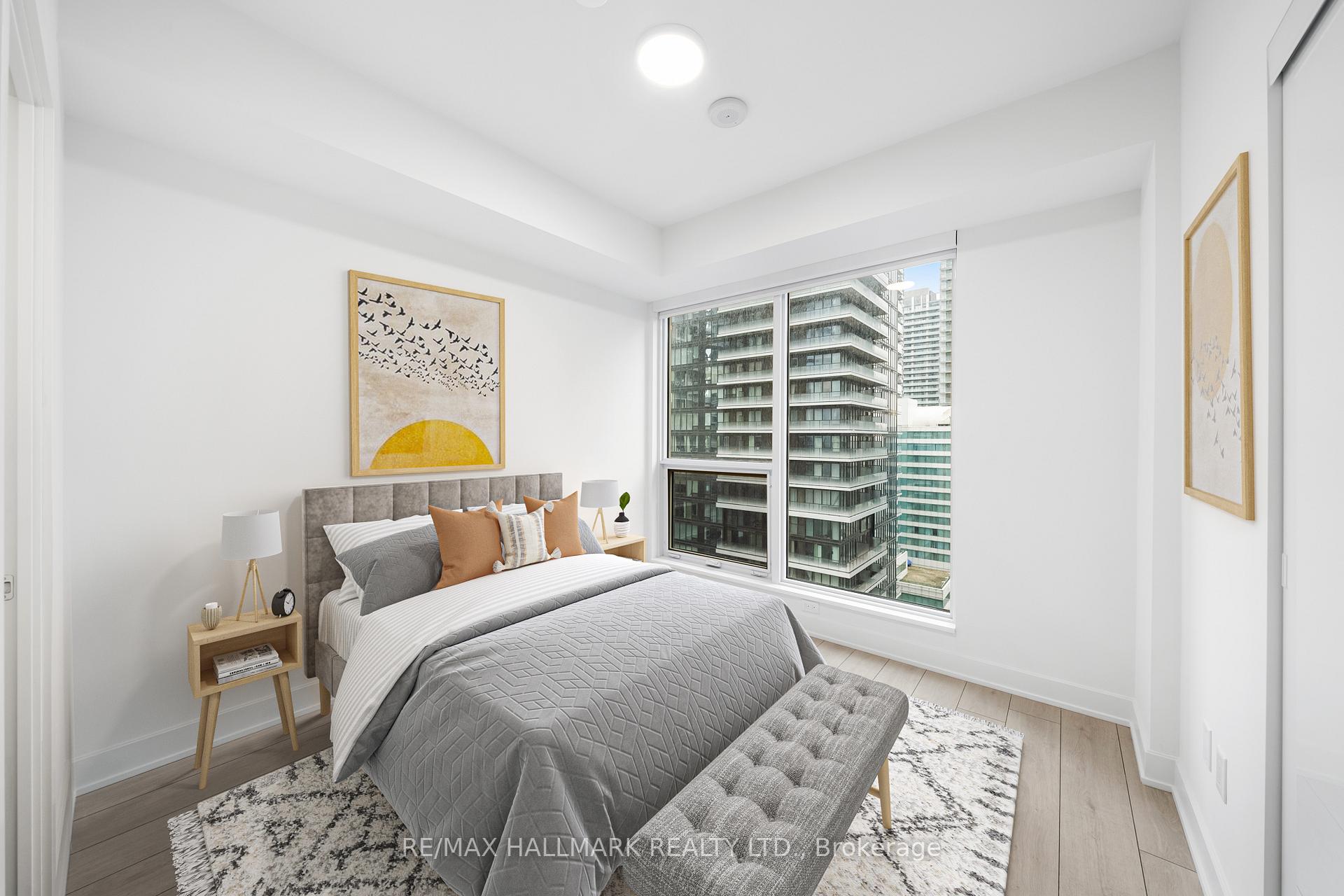 Photo 6 of Unit 1813, 35 Mercer Street, Toronto, Waterfront Communities — HOMEH
