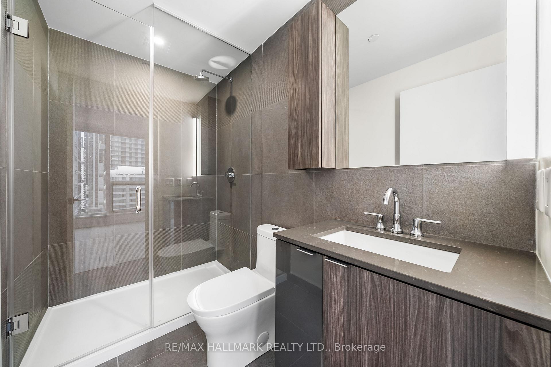 Photo 10 of Unit 1813, 35 Mercer Street, Toronto, Waterfront Communities — HOMEH
