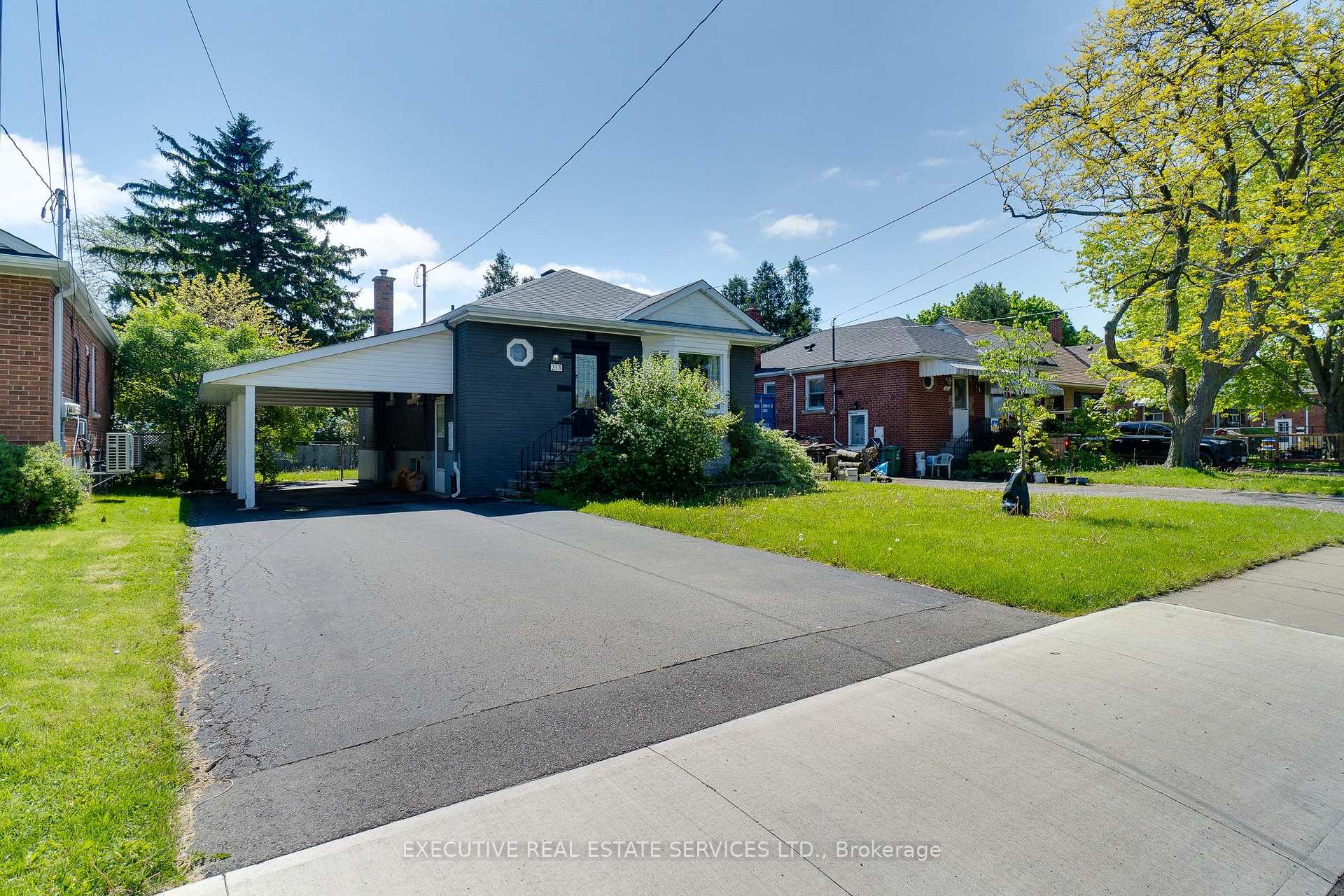 Photo 6 of 213 East 32nd Street, Hamilton, Raleigh — HOMEH