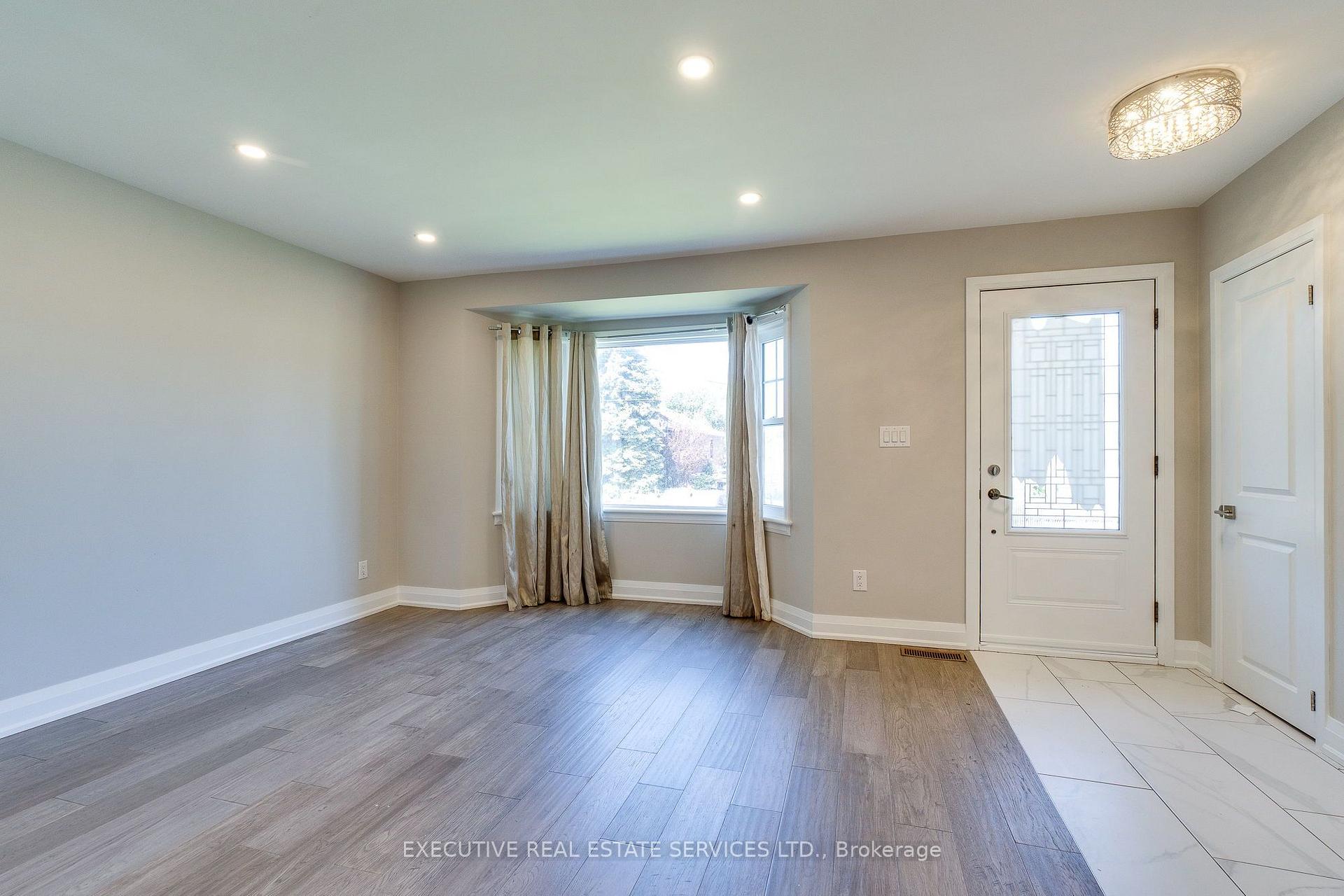 Photo 8 of 213 East 32nd Street, Hamilton, Raleigh — HOMEH