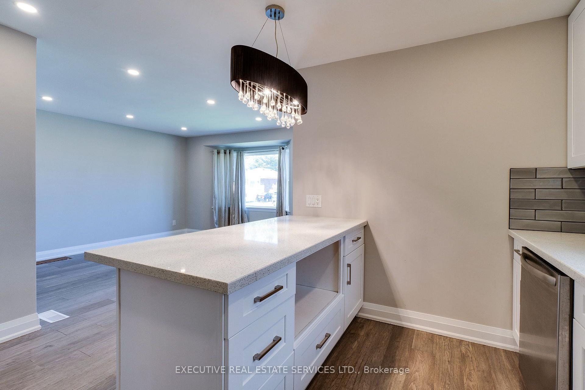 Photo 13 of 213 East 32nd Street, Hamilton, Raleigh — HOMEH