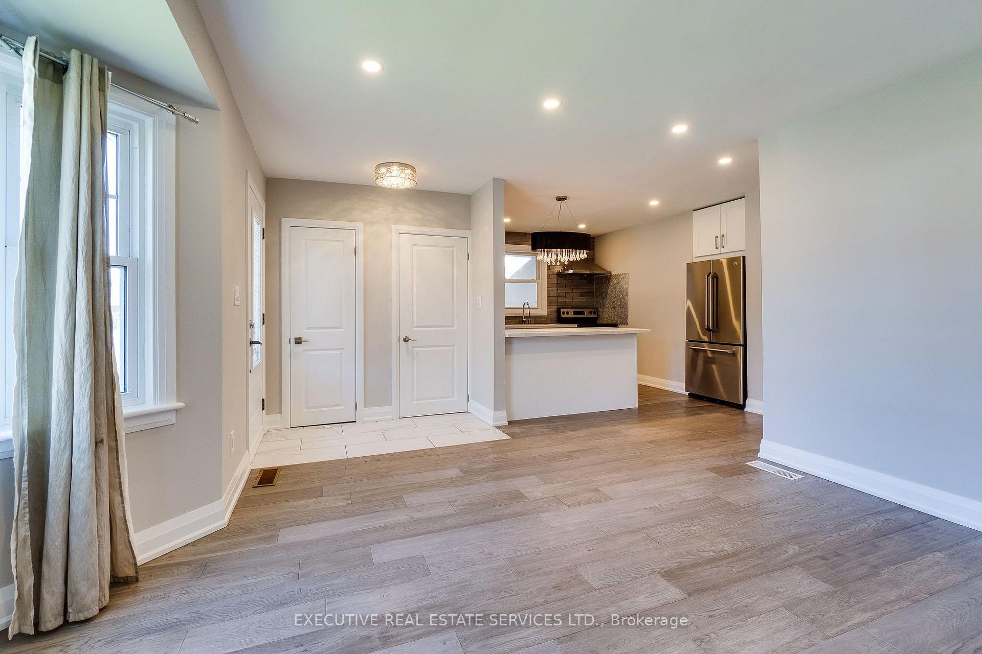 Photo 15 of 213 East 32nd Street, Hamilton, Raleigh — HOMEH