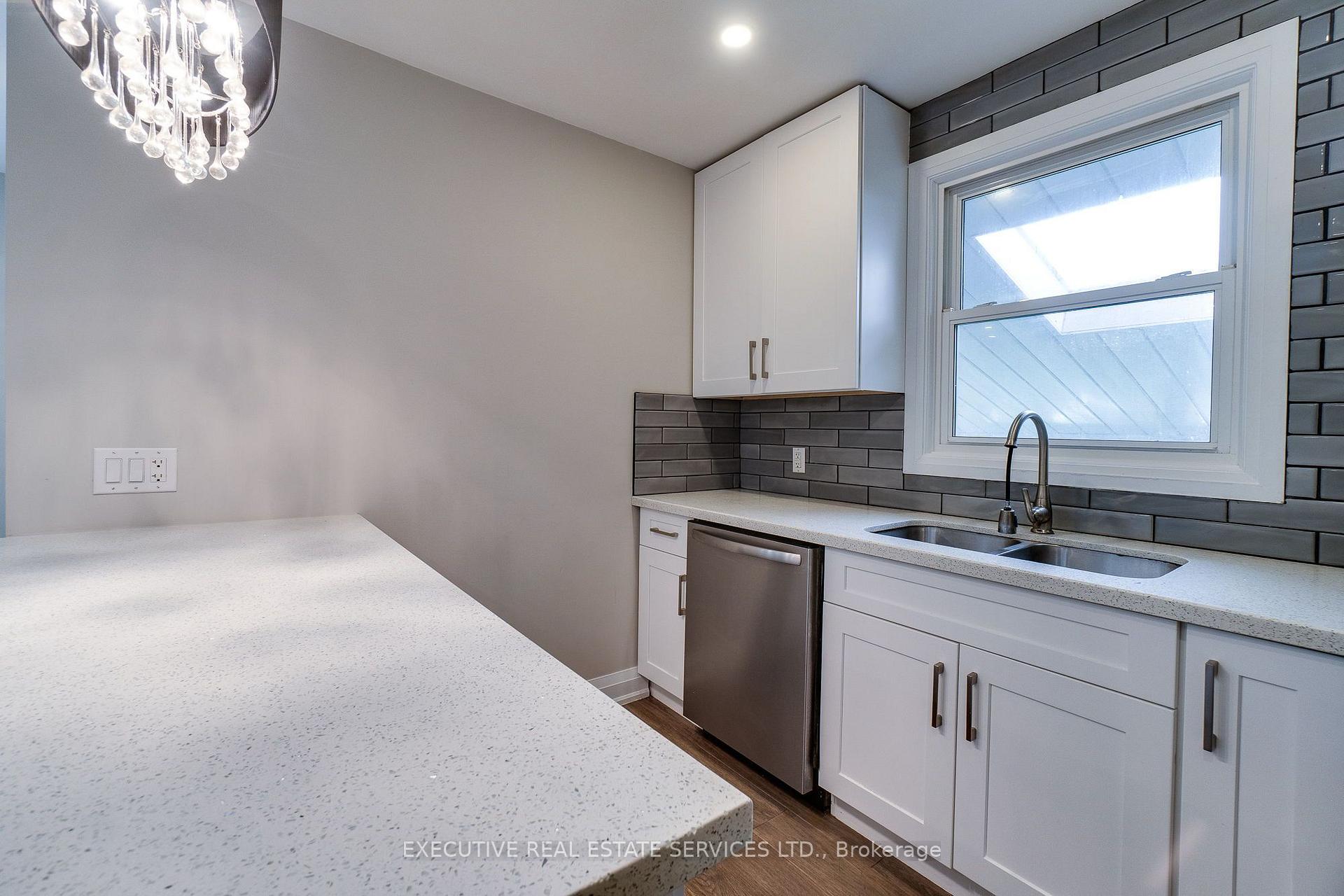 Photo 21 of 213 East 32nd Street, Hamilton, Raleigh — HOMEH