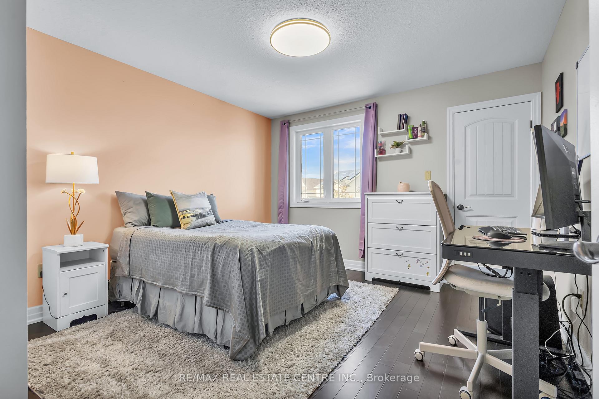 Photo 25 of 237 Goodwin Drive, Guelph, Pineridge/Westminster Woods — HOMEH