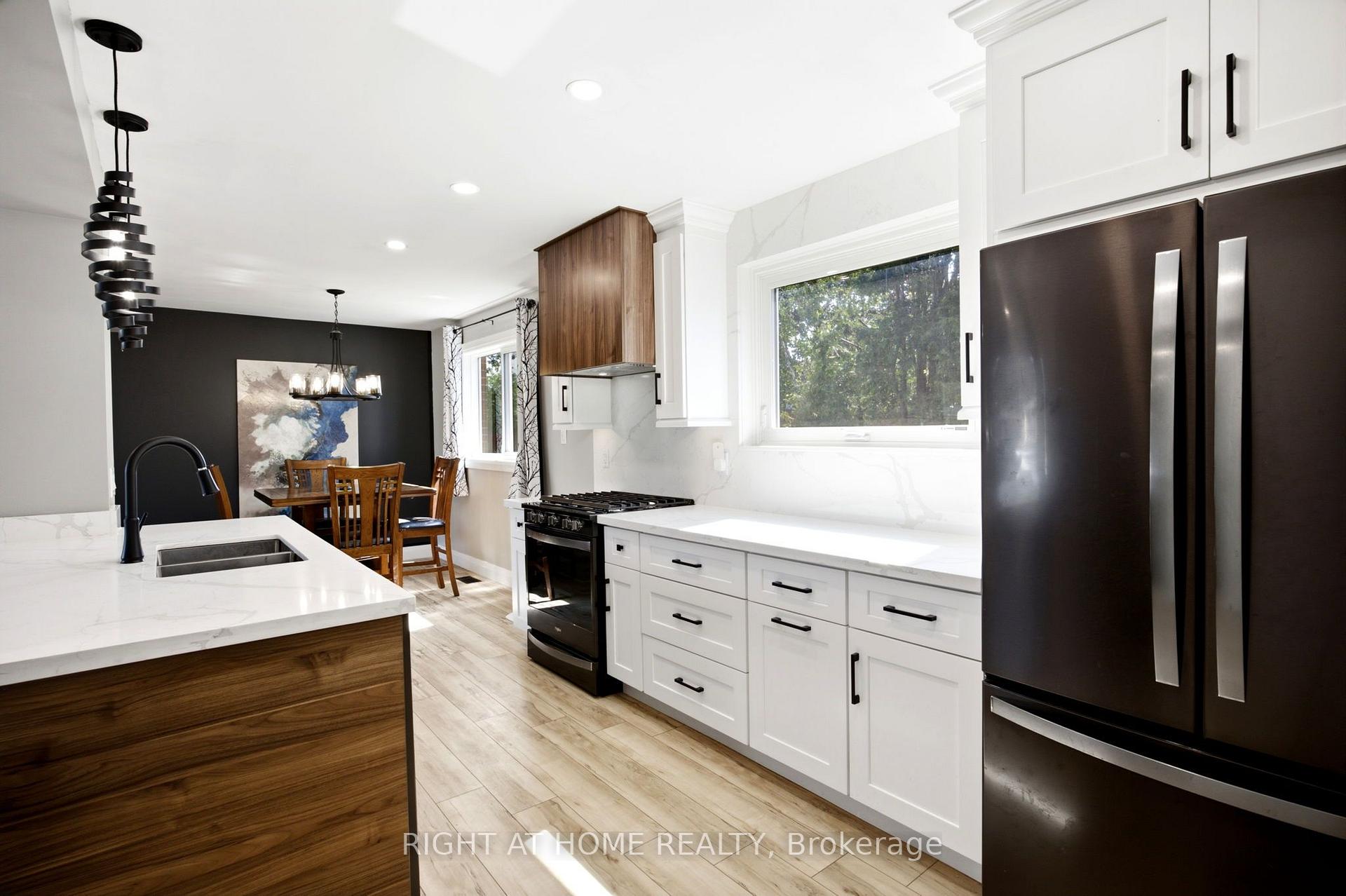 Photo 19 of 560 Tennyson Avenue, Oshawa, Donevan — HOMEH