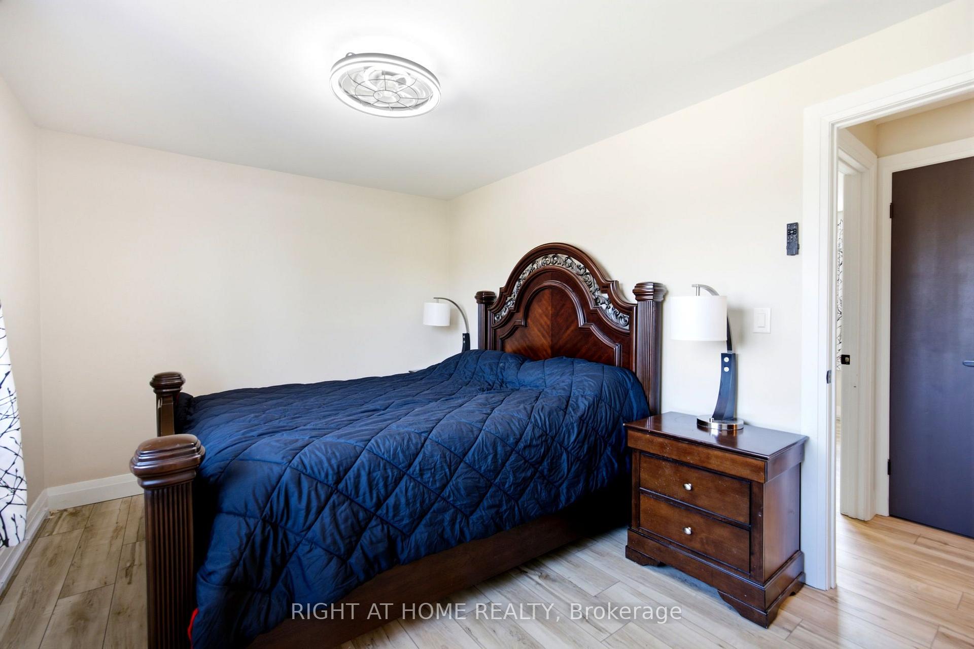 Photo 26 of 560 Tennyson Avenue, Oshawa, Donevan — HOMEH