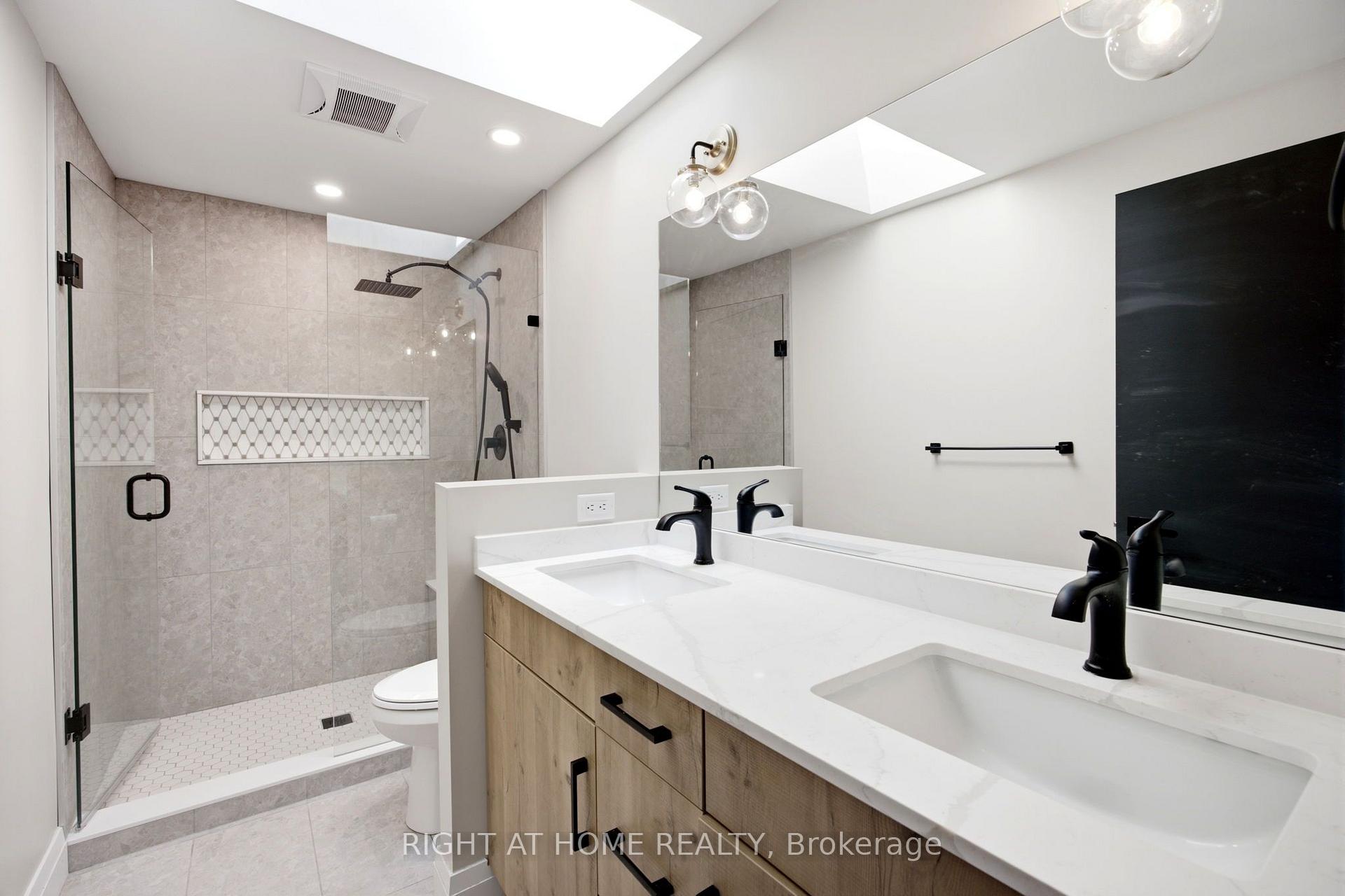 Photo 29 of 560 Tennyson Avenue, Oshawa, Donevan — HOMEH