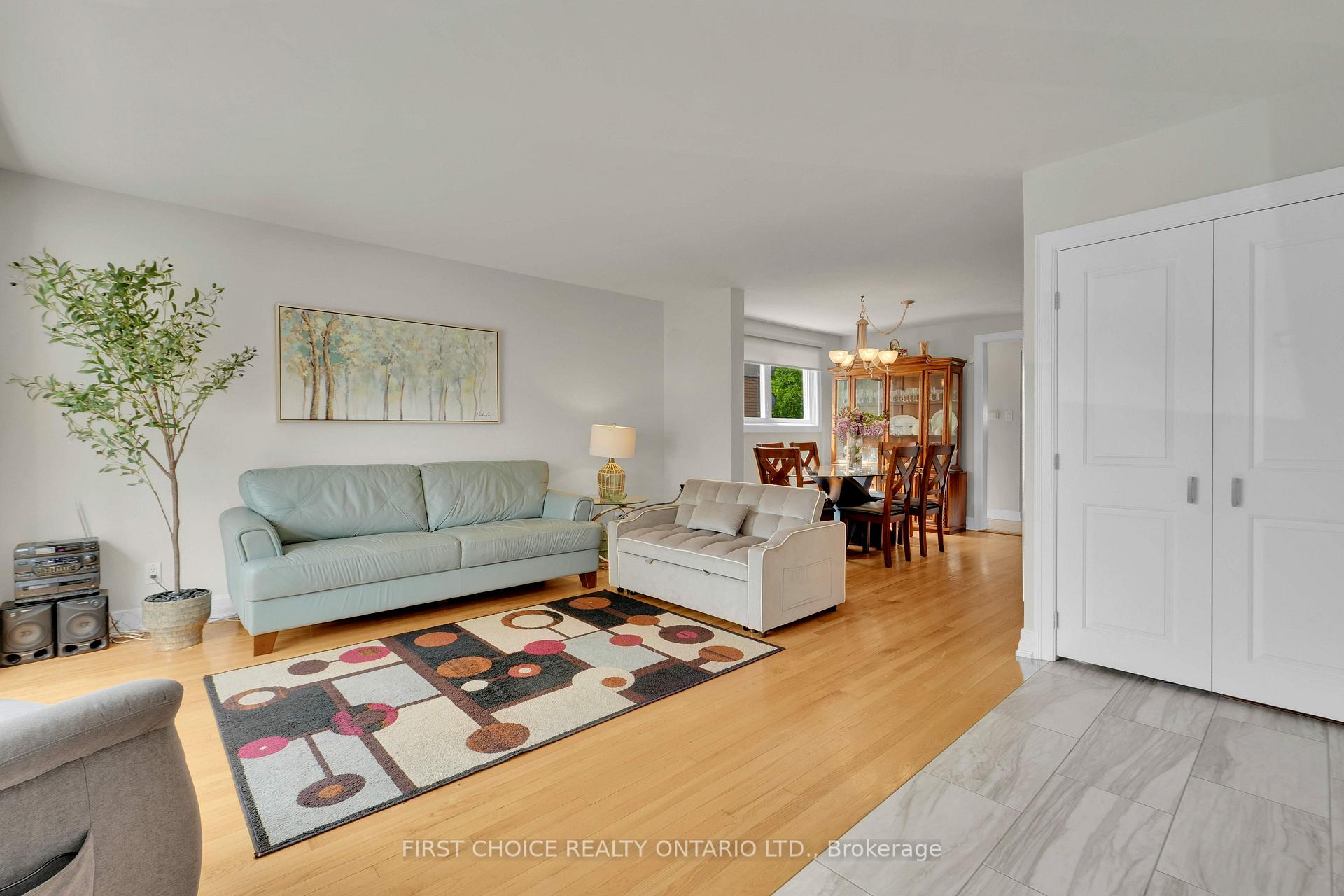 Photo 8 of 1442 Claymor Avenue, Ottawa, Carleton Square — HOMEH