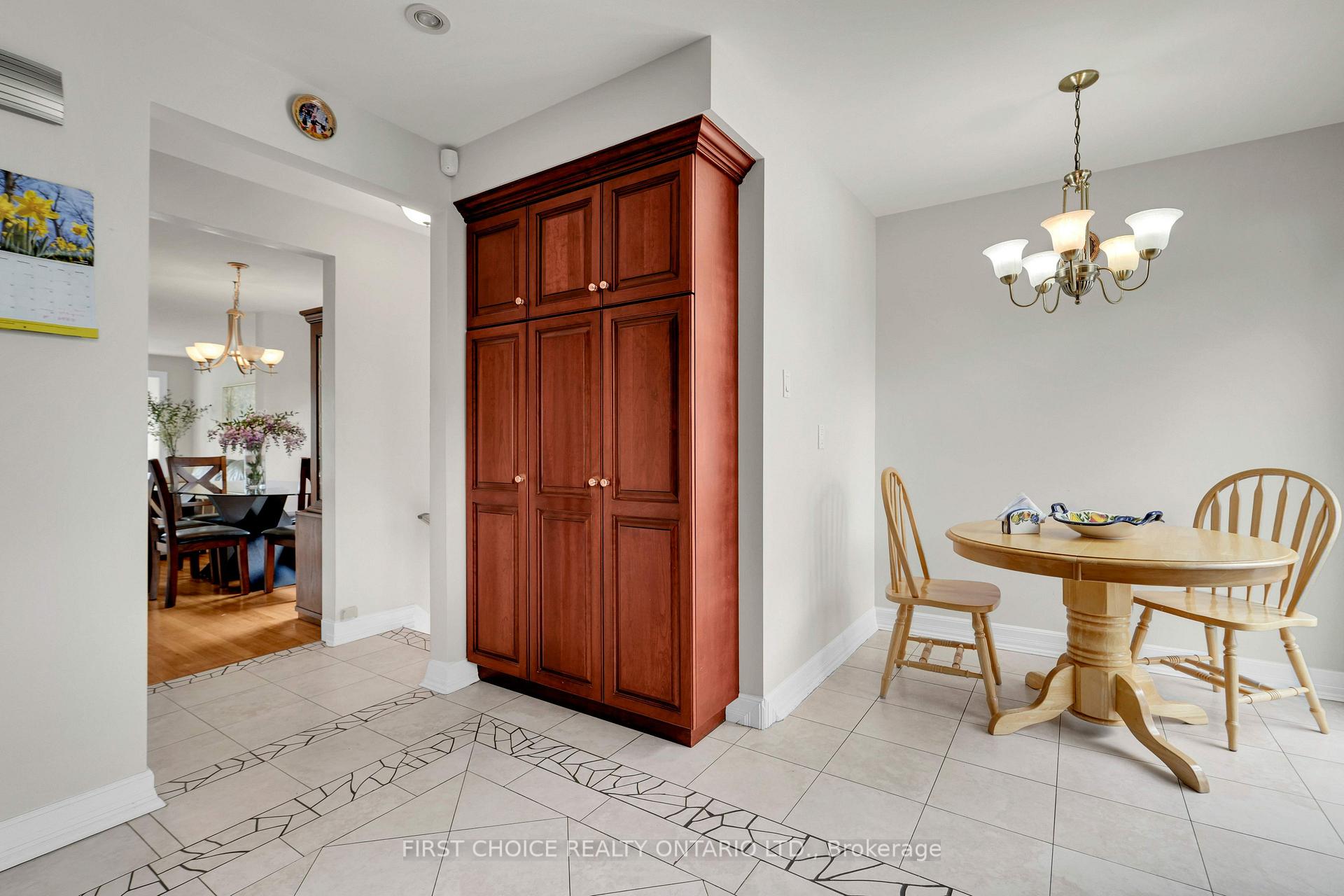 Photo 17 of 1442 Claymor Avenue, Ottawa, Carleton Square — HOMEH