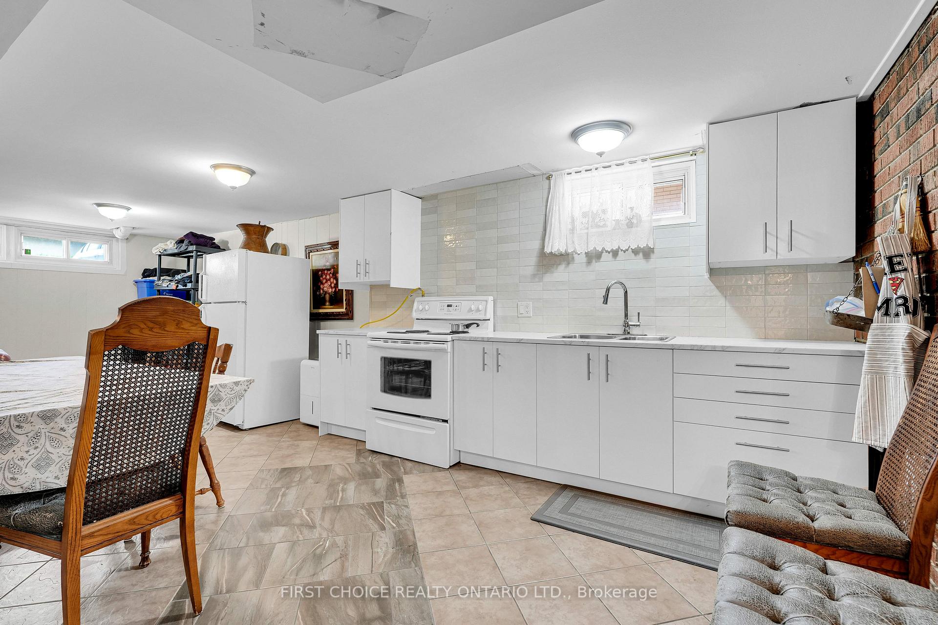 Photo 22 of 1442 Claymor Avenue, Ottawa, Carleton Square — HOMEH