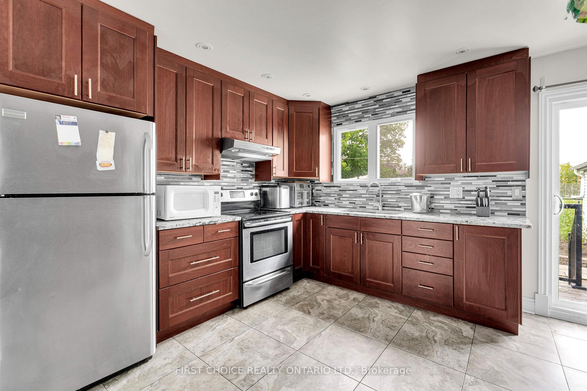 Photo 27 of 1442 Claymor Avenue, Ottawa, Carleton Square — HOMEH
