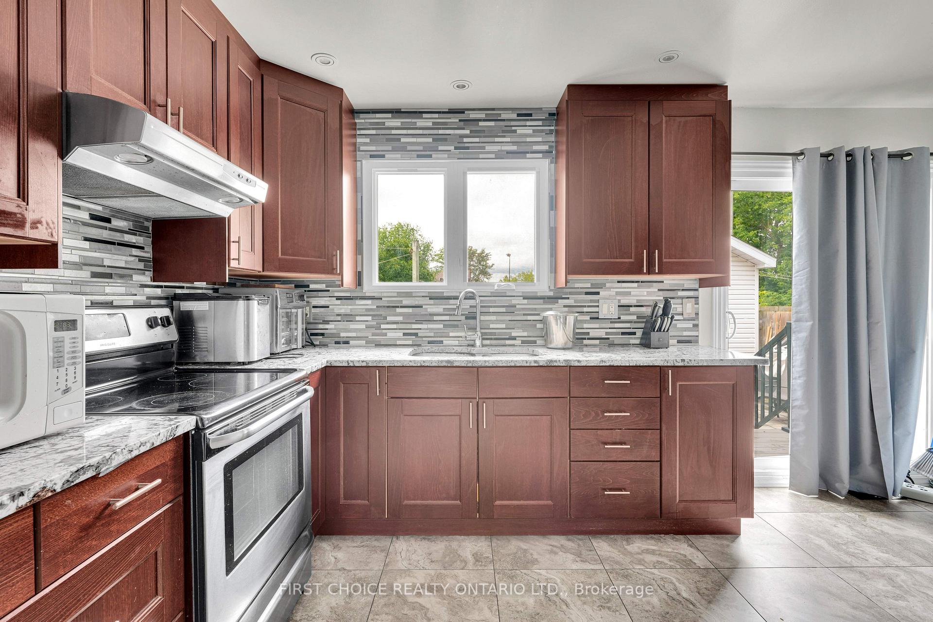 Photo 28 of 1442 Claymor Avenue, Ottawa, Carleton Square — HOMEH