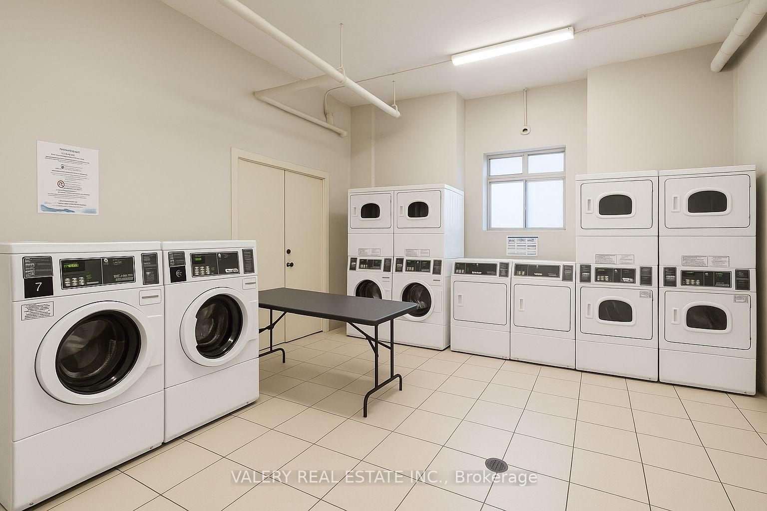 Photo 10 of Unit 1103, 890 Jane Street, Toronto, Rockcliffe-Smythe — HOMEH