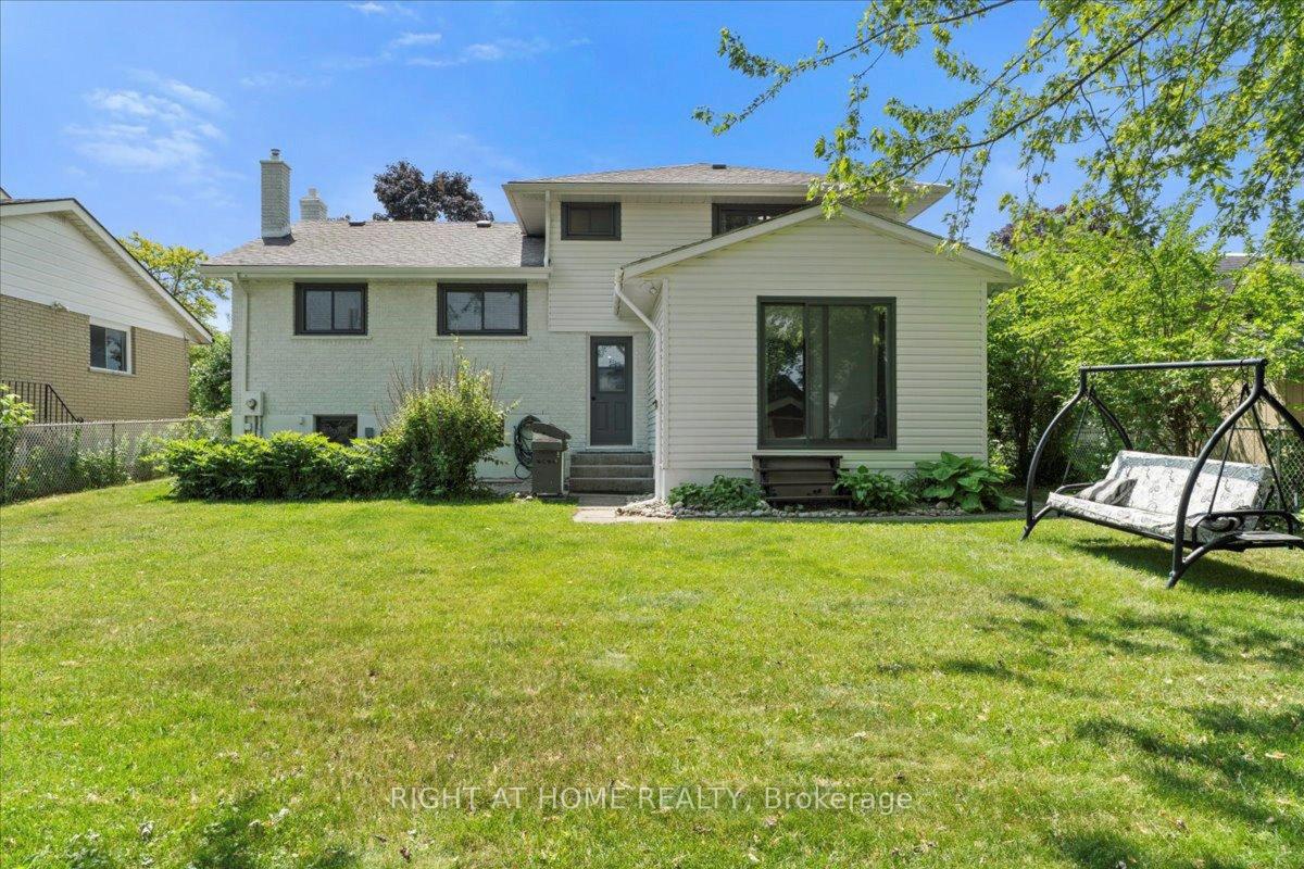 Photo 18 of 37 Patrick Street, Quinte West, Trenton Ward — HOMEH