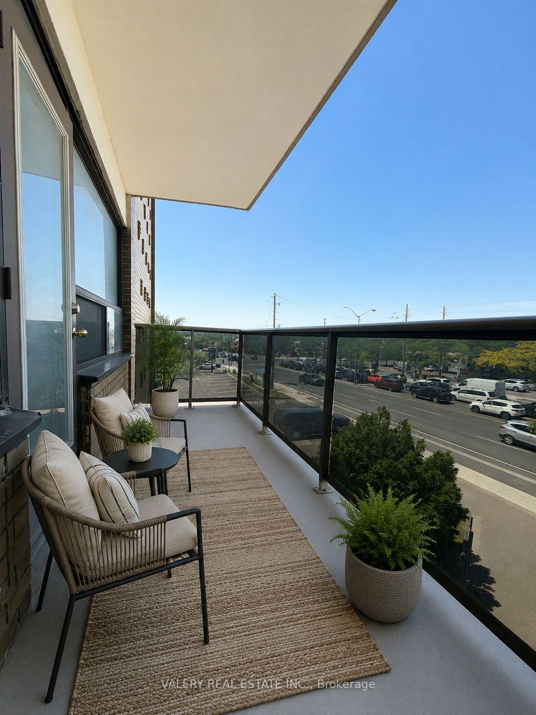 Photo 7 of Unit 301, 1725 Lawrence Avenue E, Scarborough, Wexford-Maryvale — HOMEH