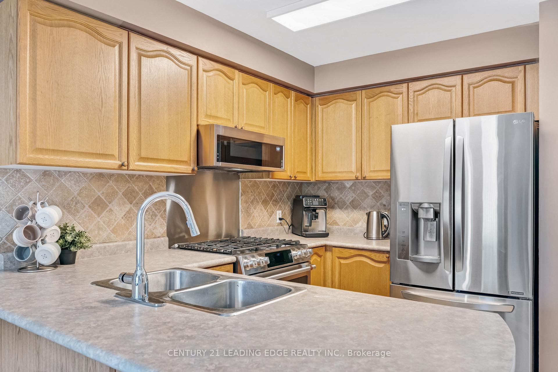 Photo 13 of 56 Riverview Beach Road, Georgina, Pefferlaw — HOMEH