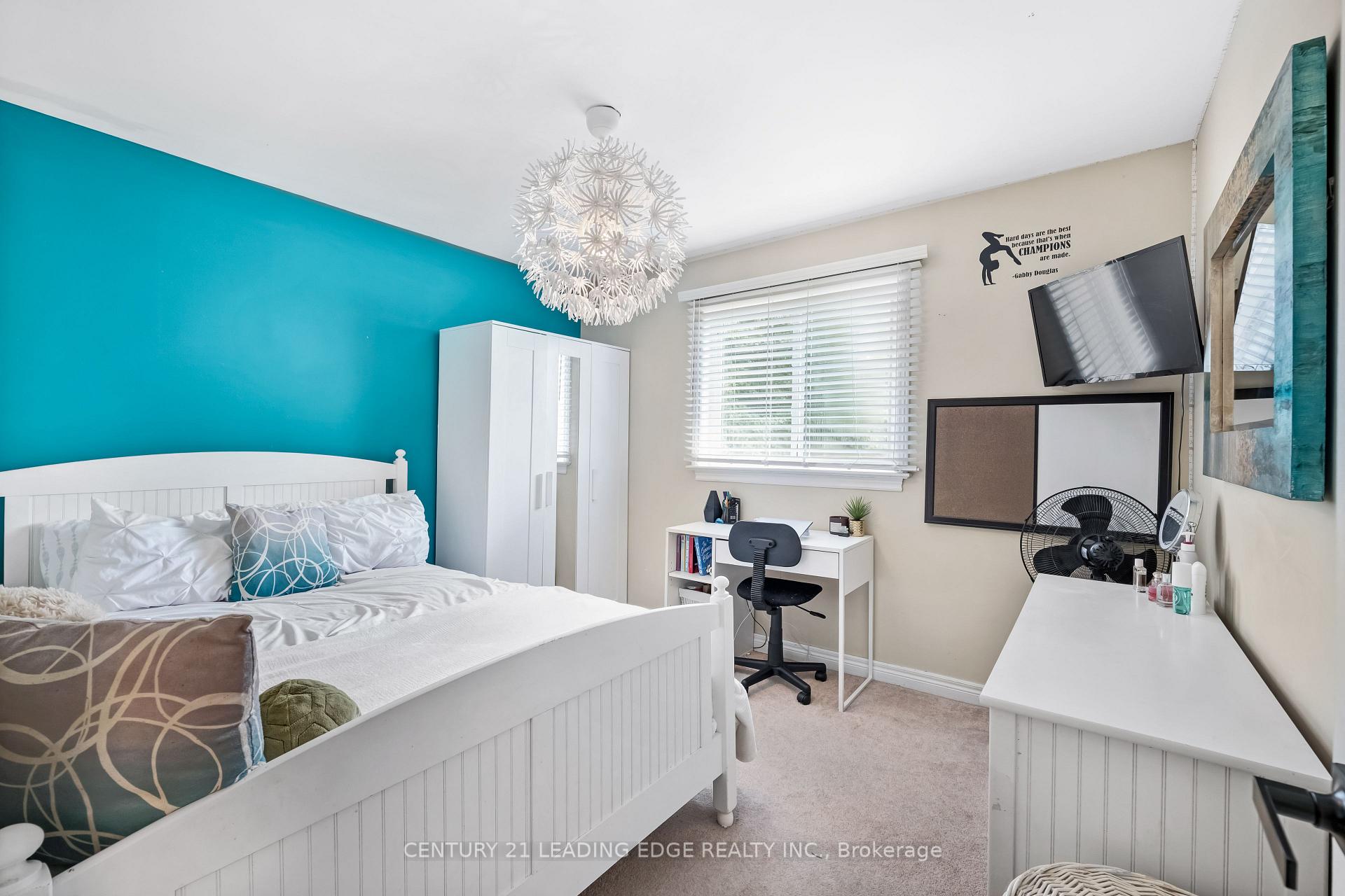 Photo 20 of 56 Riverview Beach Road, Georgina, Pefferlaw — HOMEH