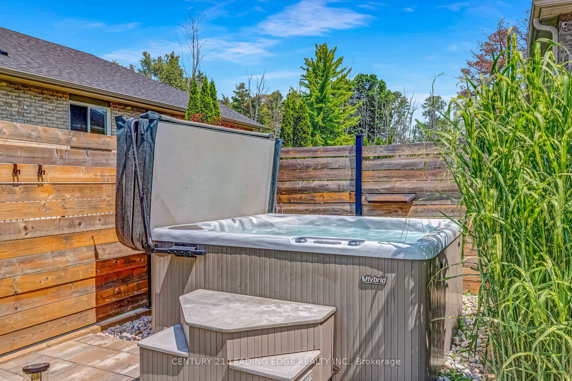 Photo 31 of 56 Riverview Beach Road, Georgina, Pefferlaw — HOMEH