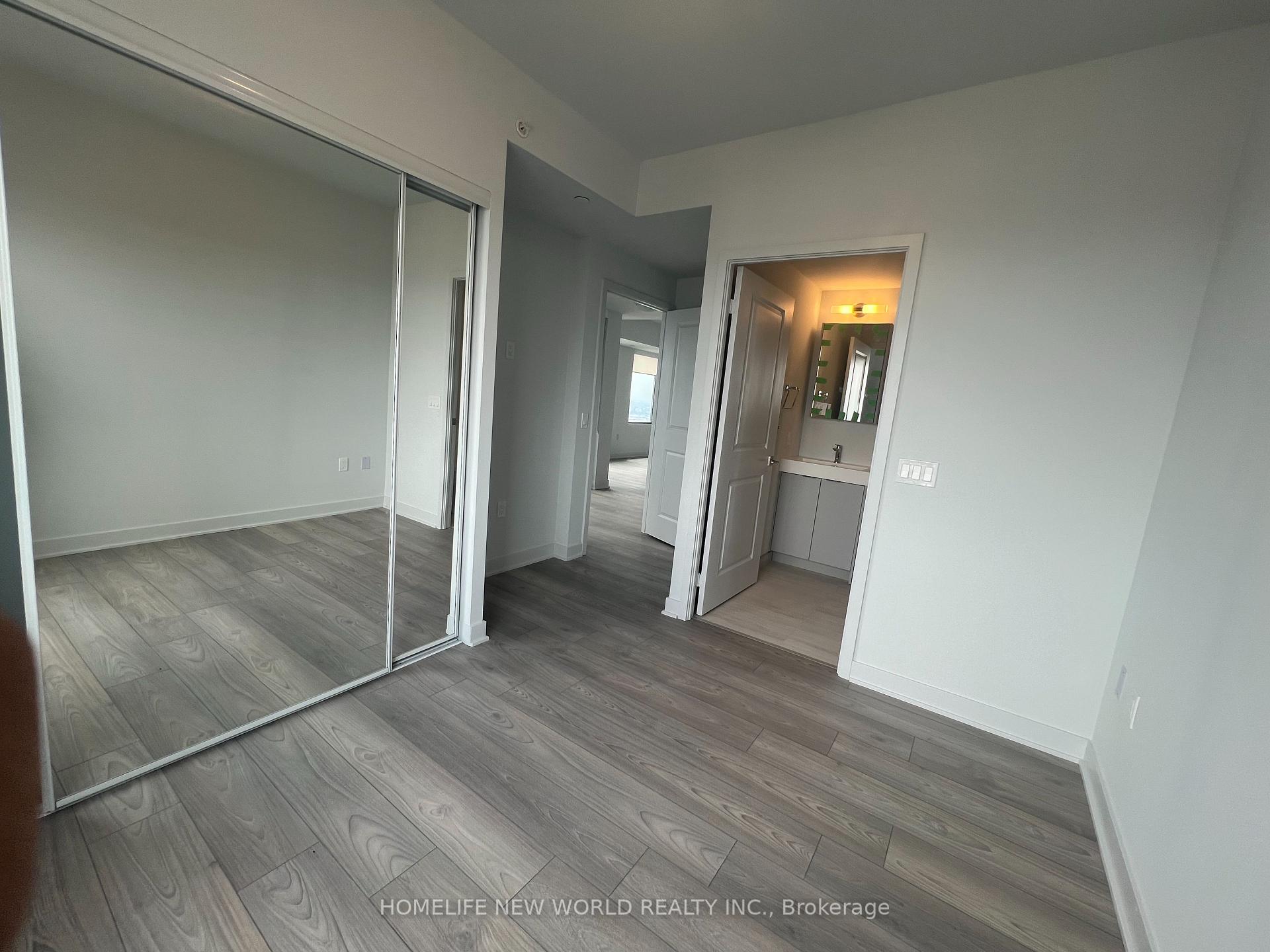 Photo 8 of Unit 5605, 2920 Highway 7 Road, Vaughan, Concord — HOMEH